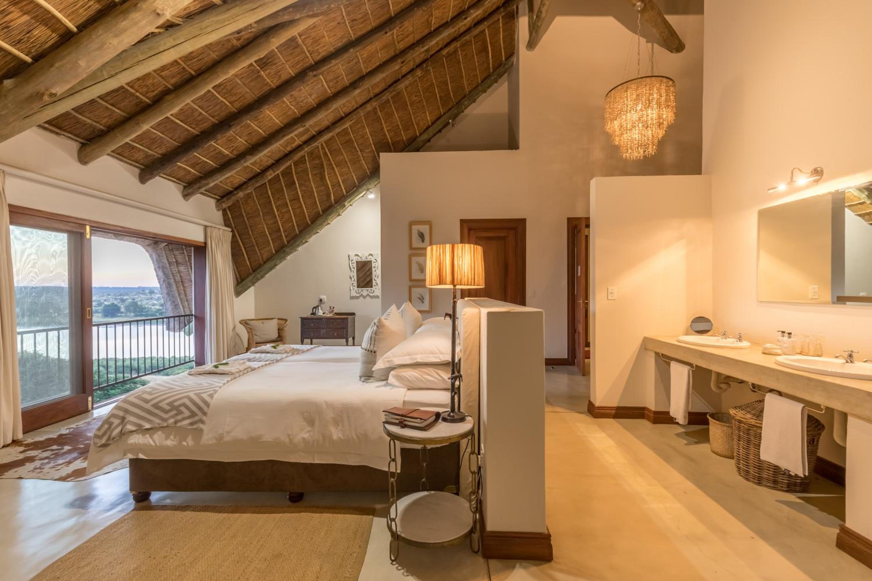 Kruger Park River Room photo 2