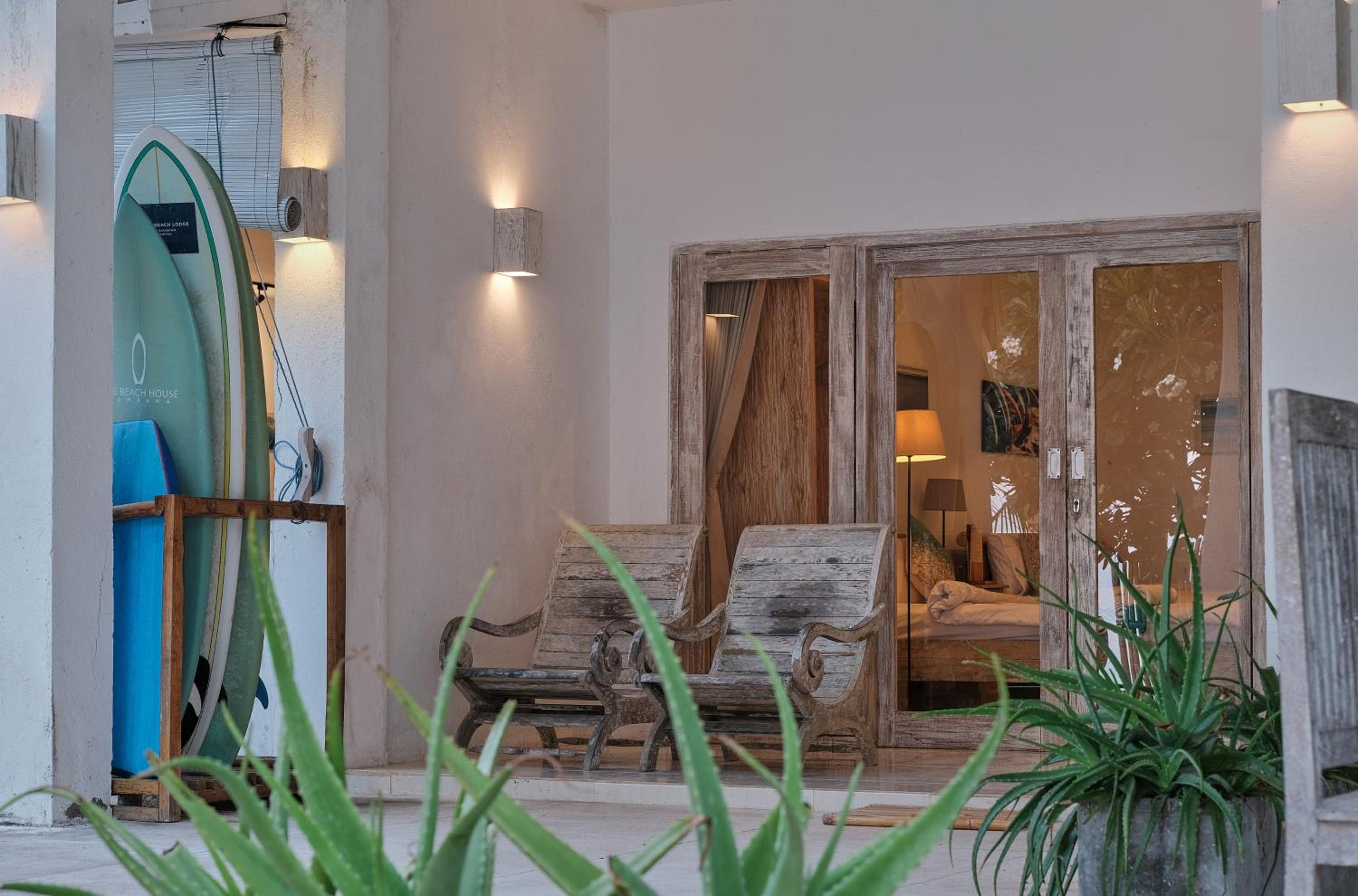 Twin Room with Sea View - Photo 9