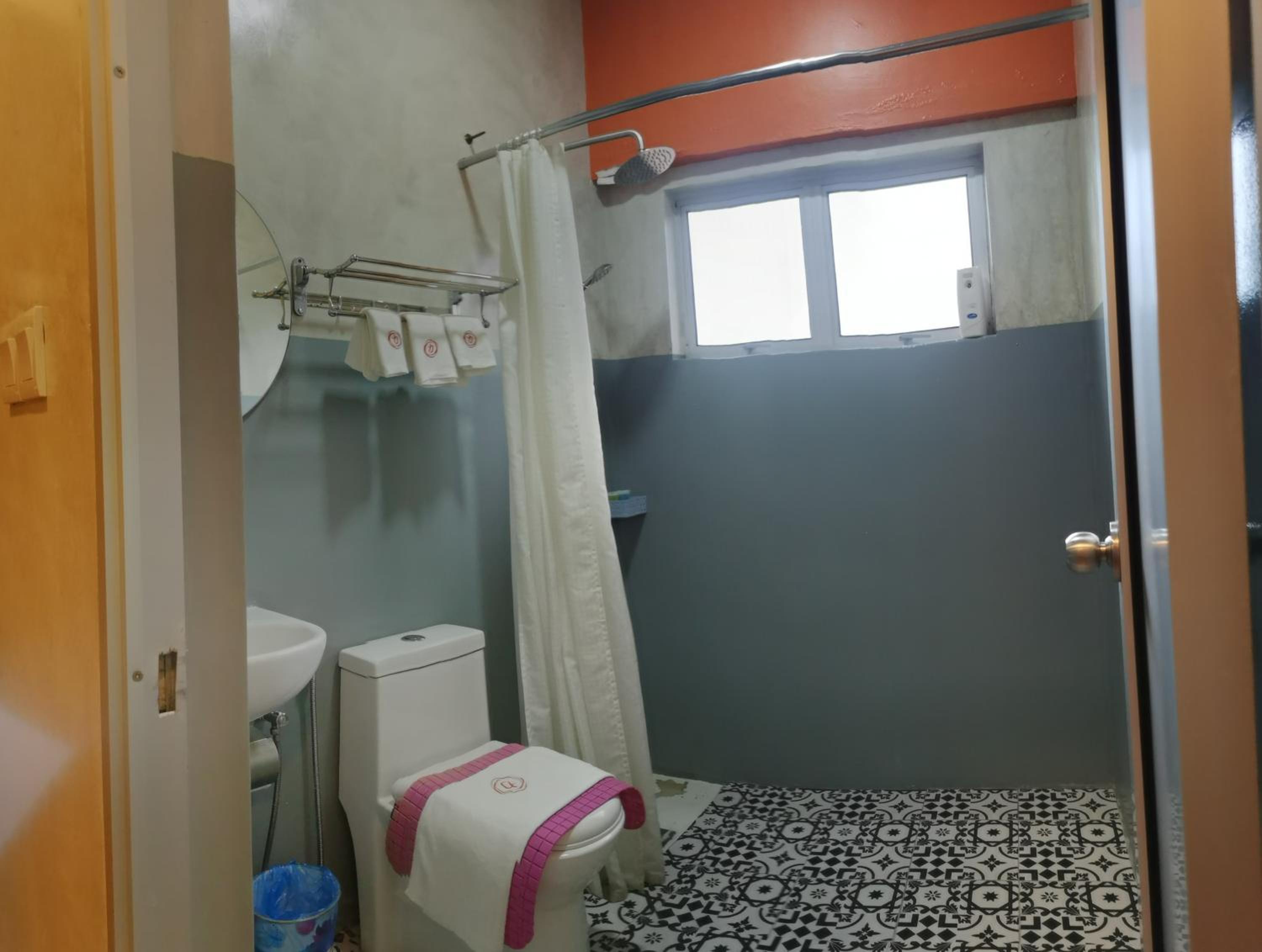 Deluxe Triple Room - Photo 2