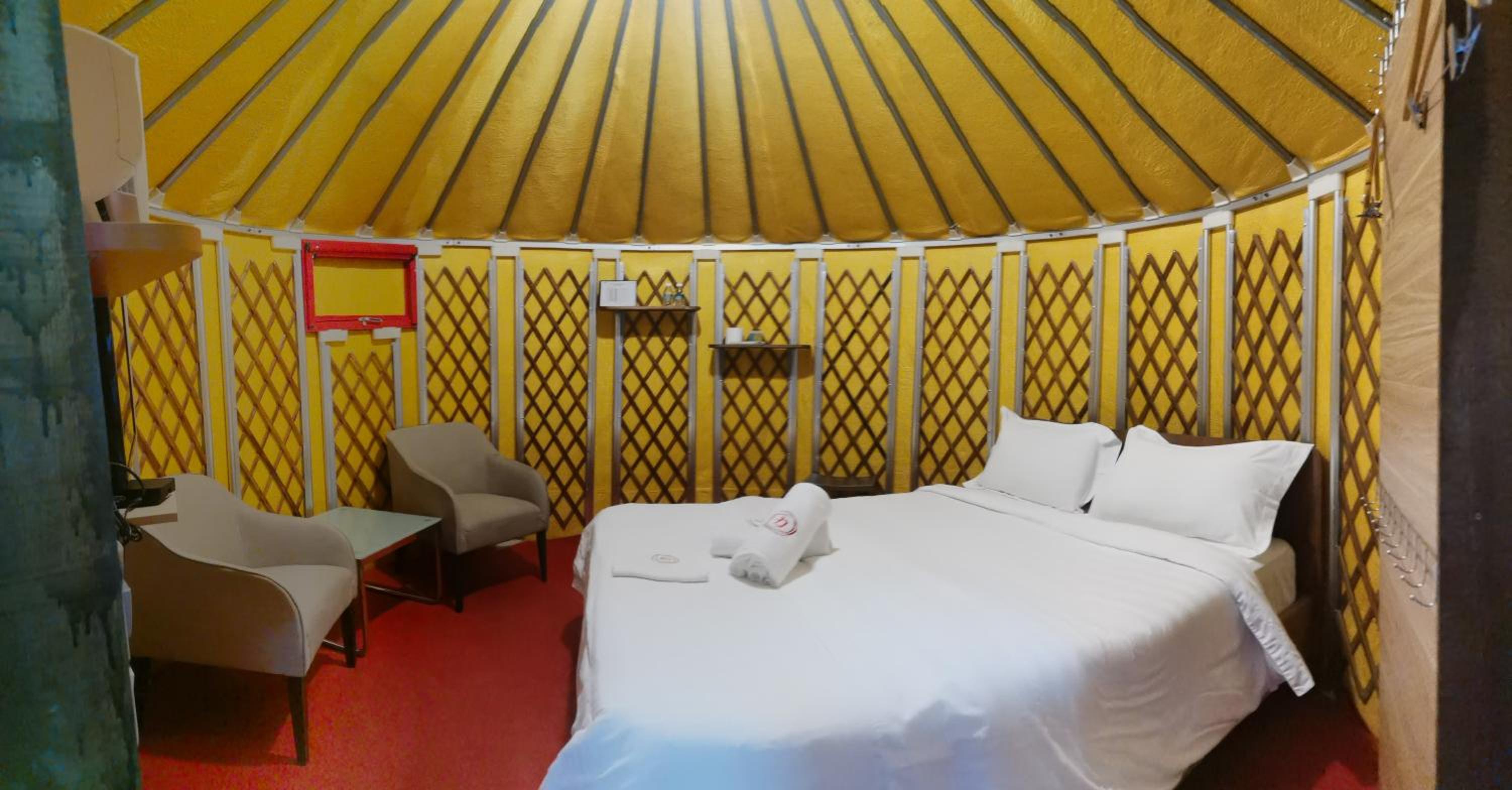 Deluxe Mongolian Yurt 2 Pax (Private Toilet) - Photo 5
