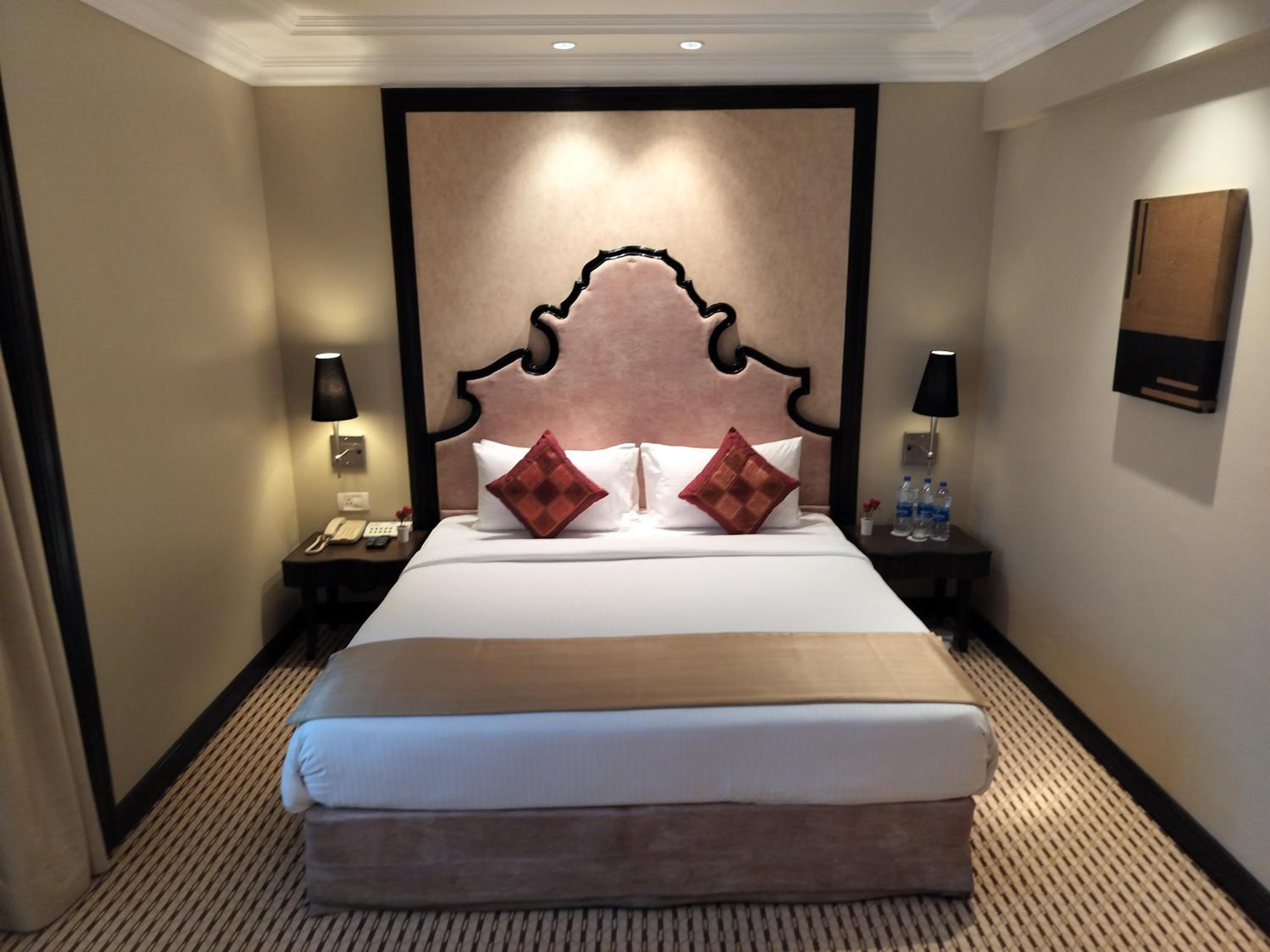 Suite - Photo 4