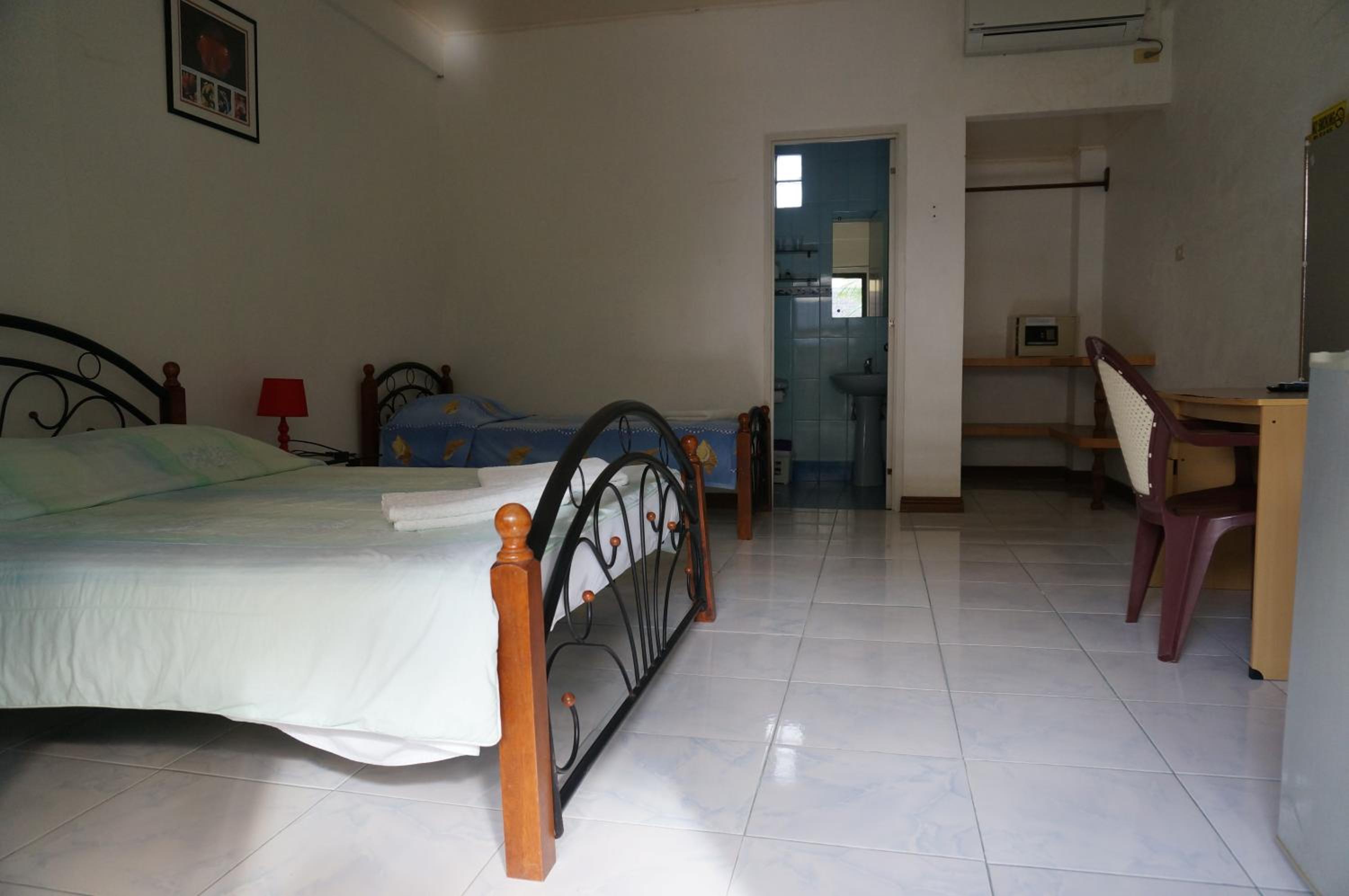 Deluxe Double or Twin Room - Photo 2