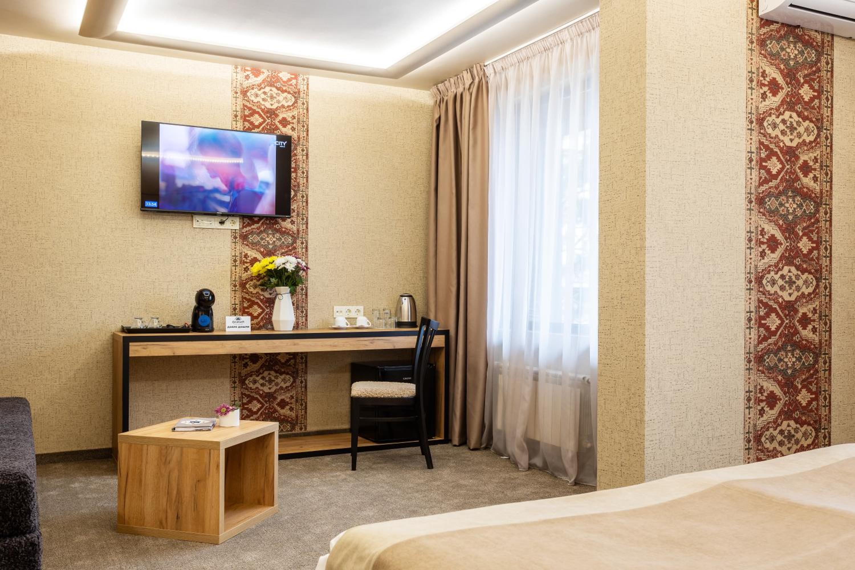 Junior Suite with Balcony