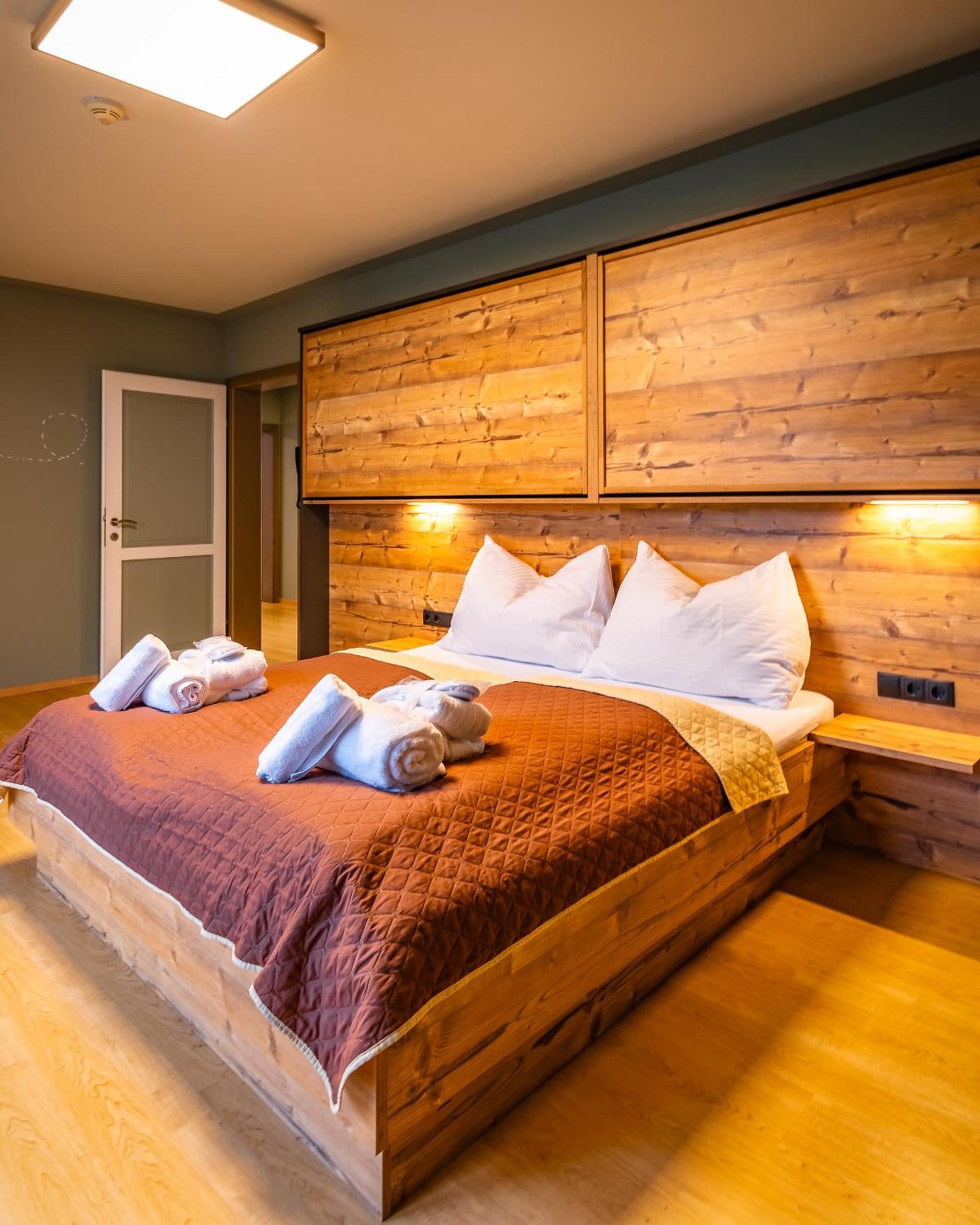 Family Suite (2 Adults + 2 Children) photo 2