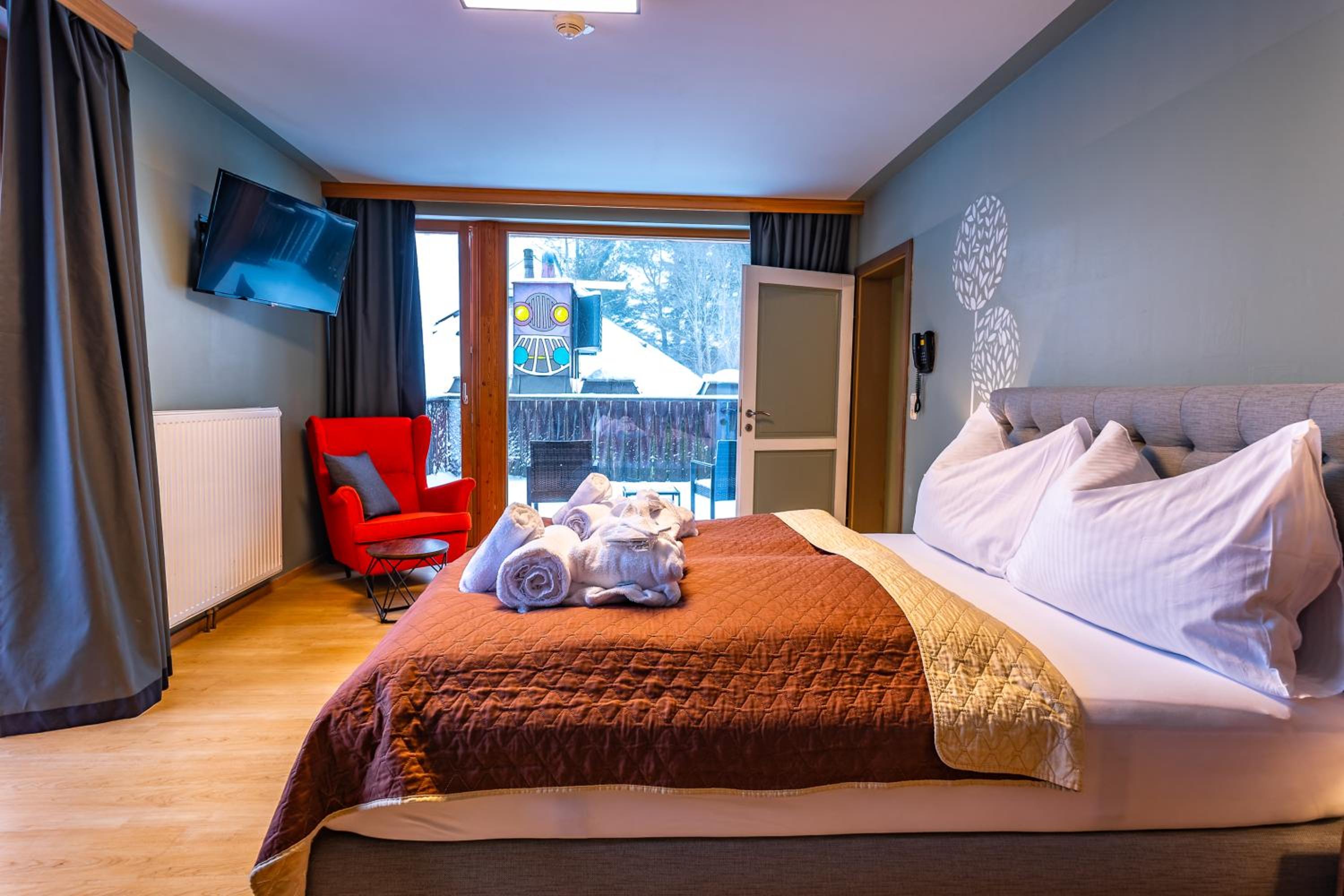 Family Suite (2 Adults + 2 Children) photo 3