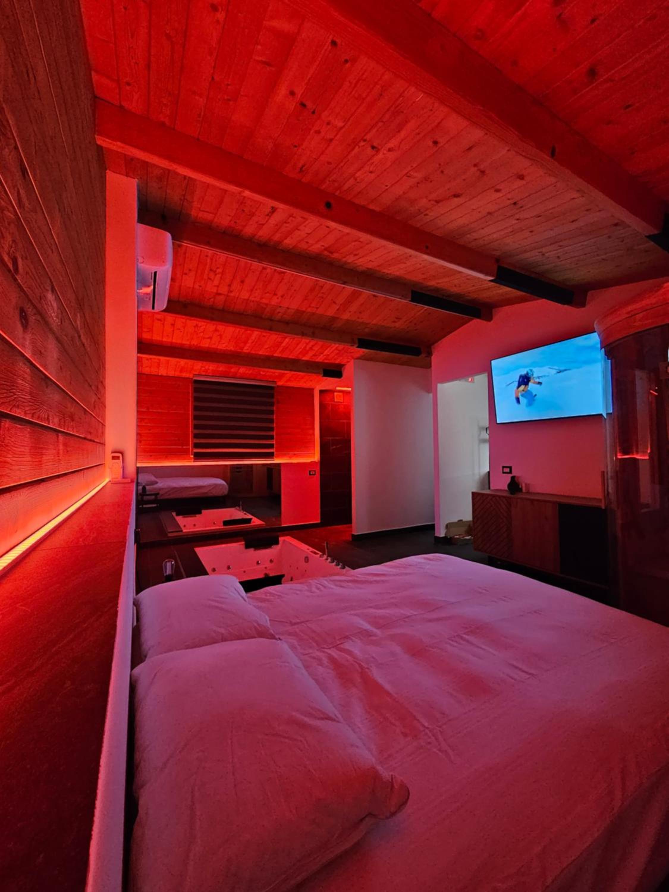 Superior King Suite