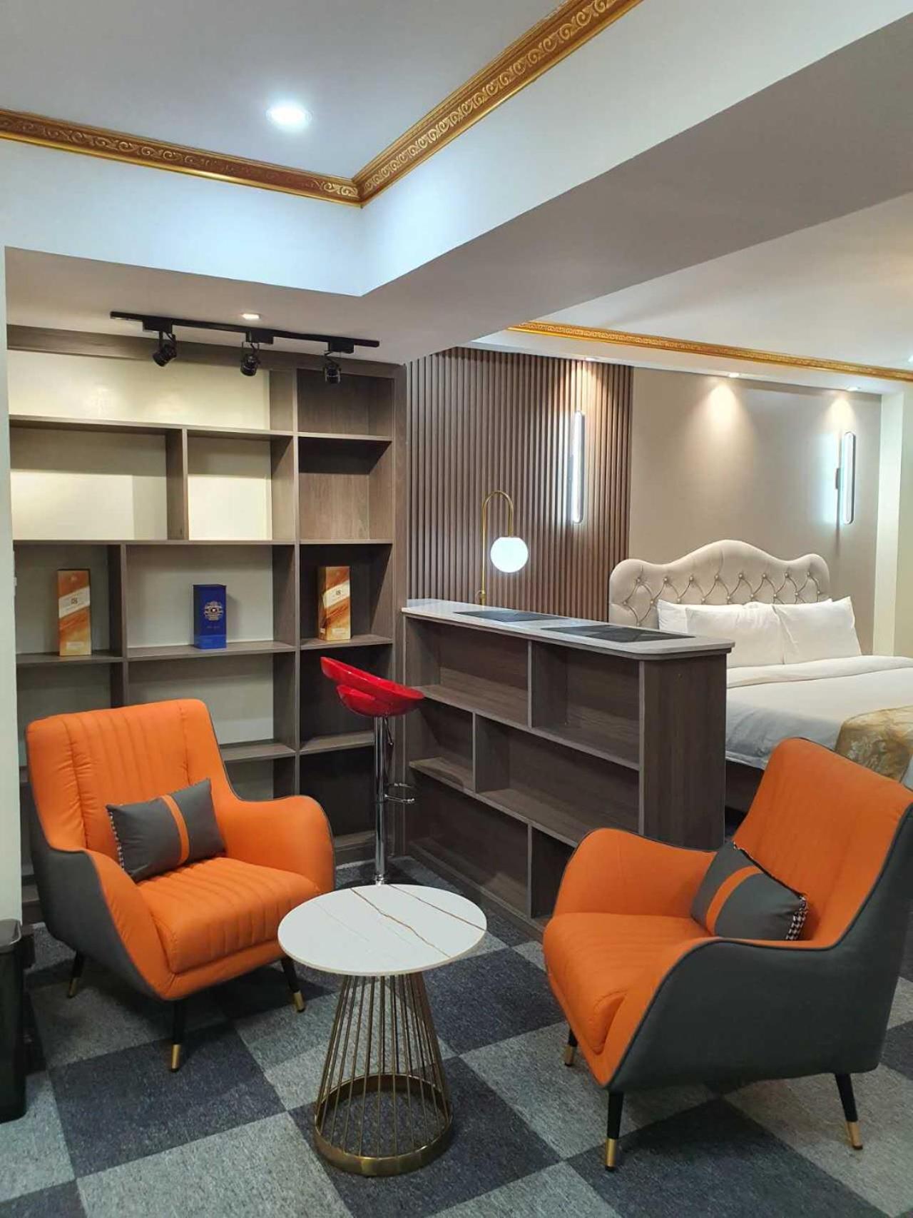 Superior King Room - Photo 4