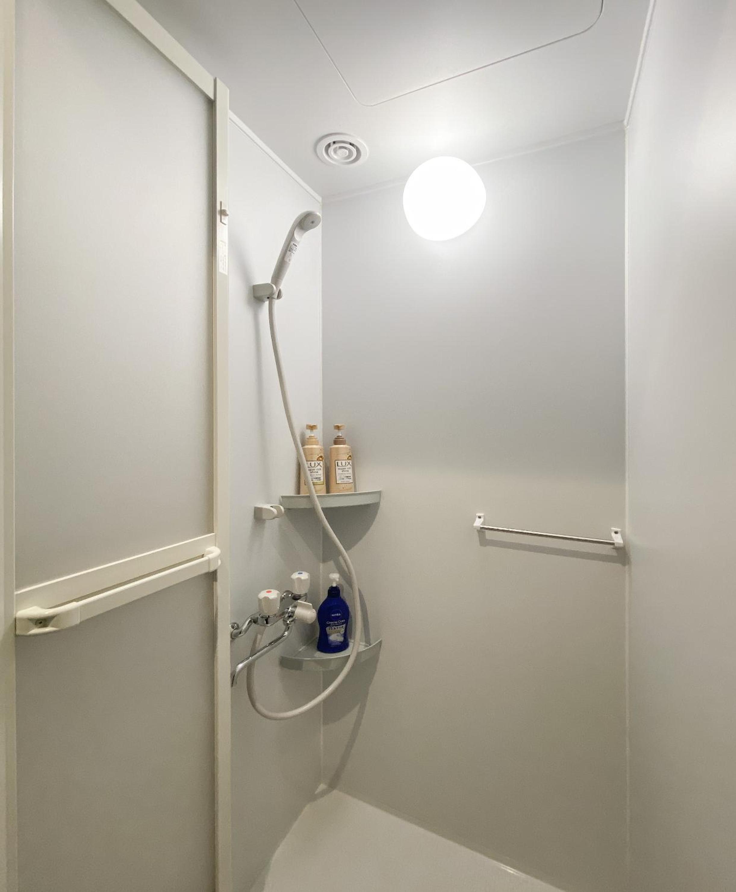 Studio Apartment photo 3