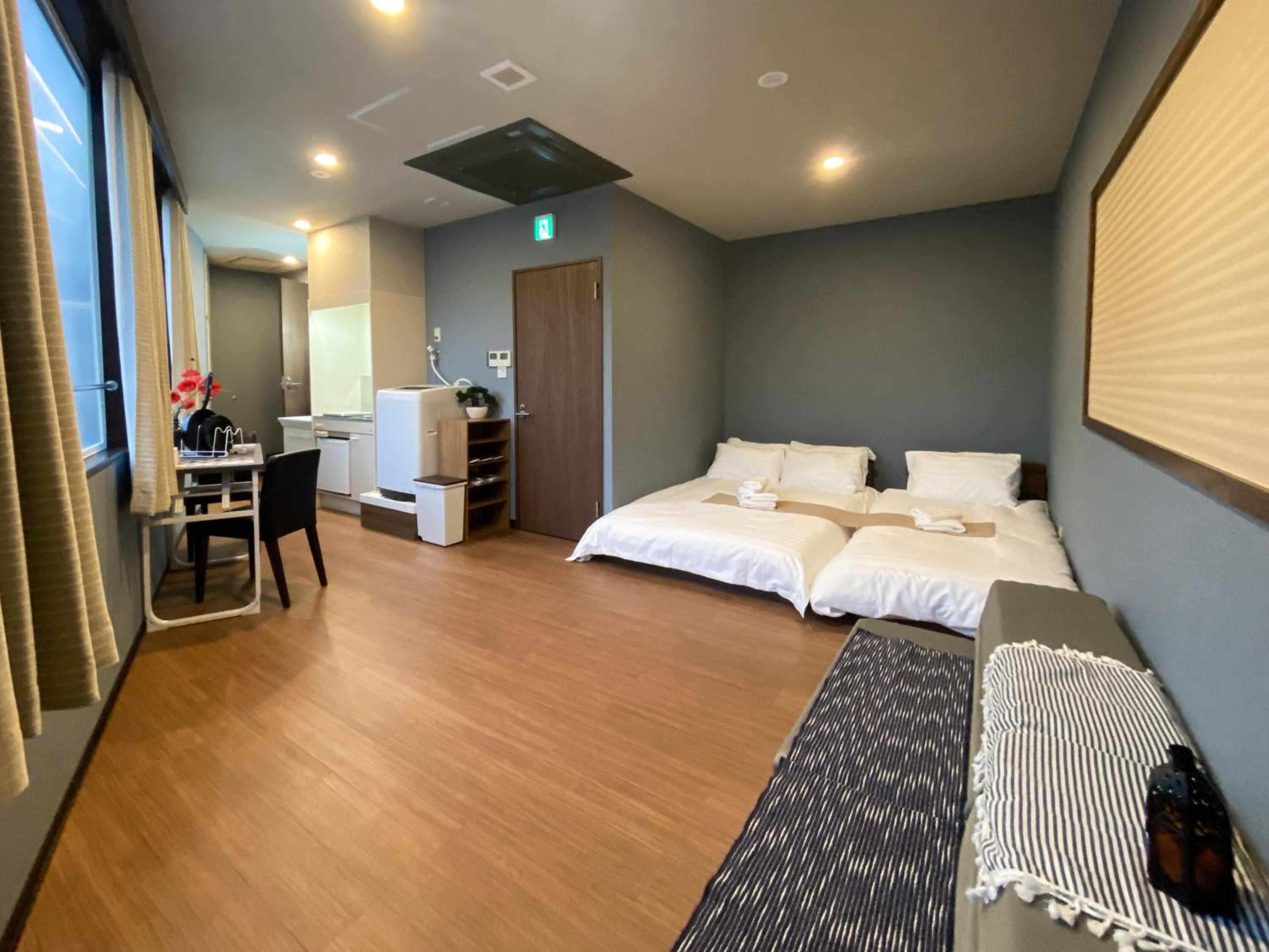 Studio Apartment photo 1