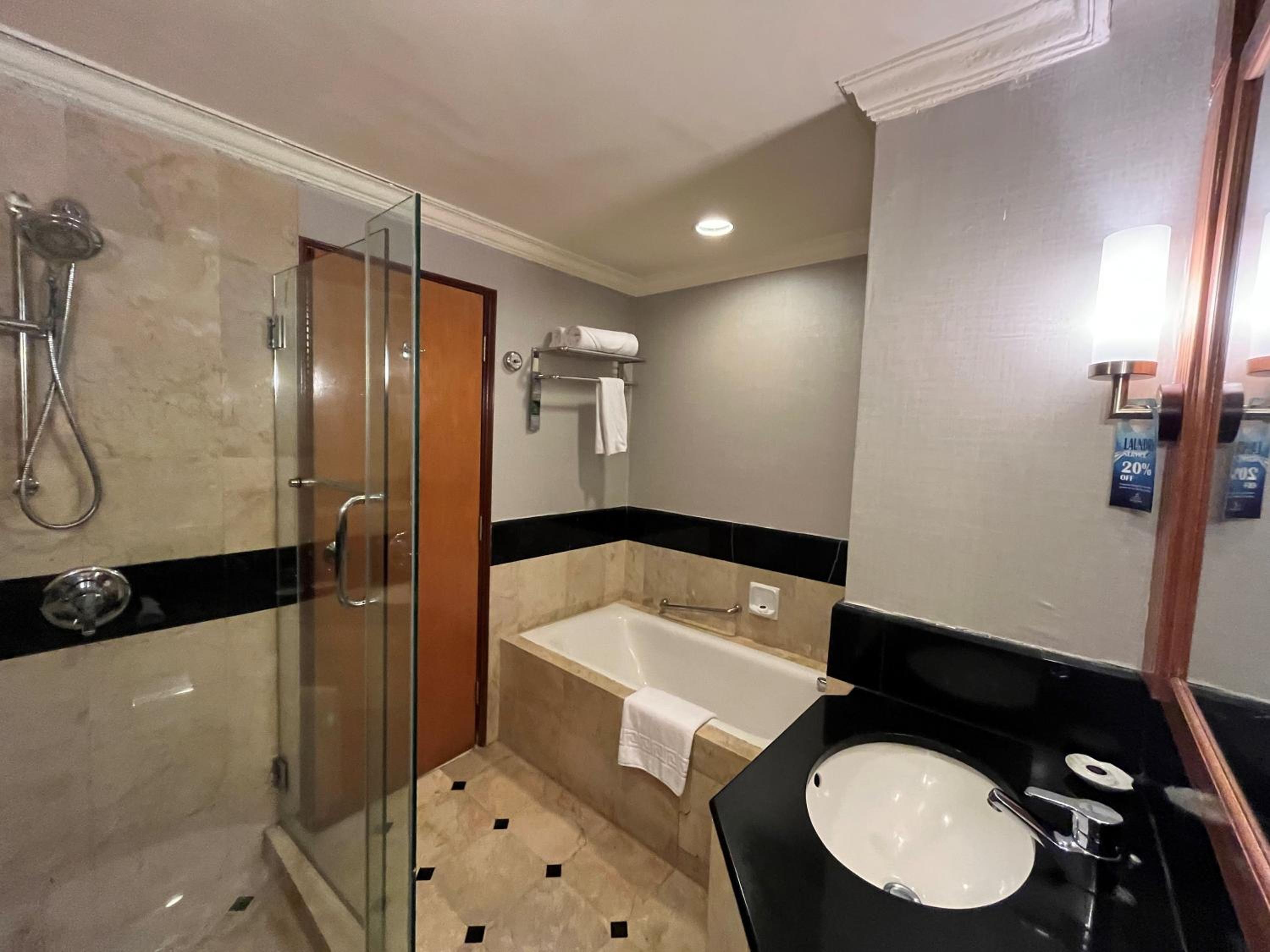 Kota Bharu Suite - Photo 1