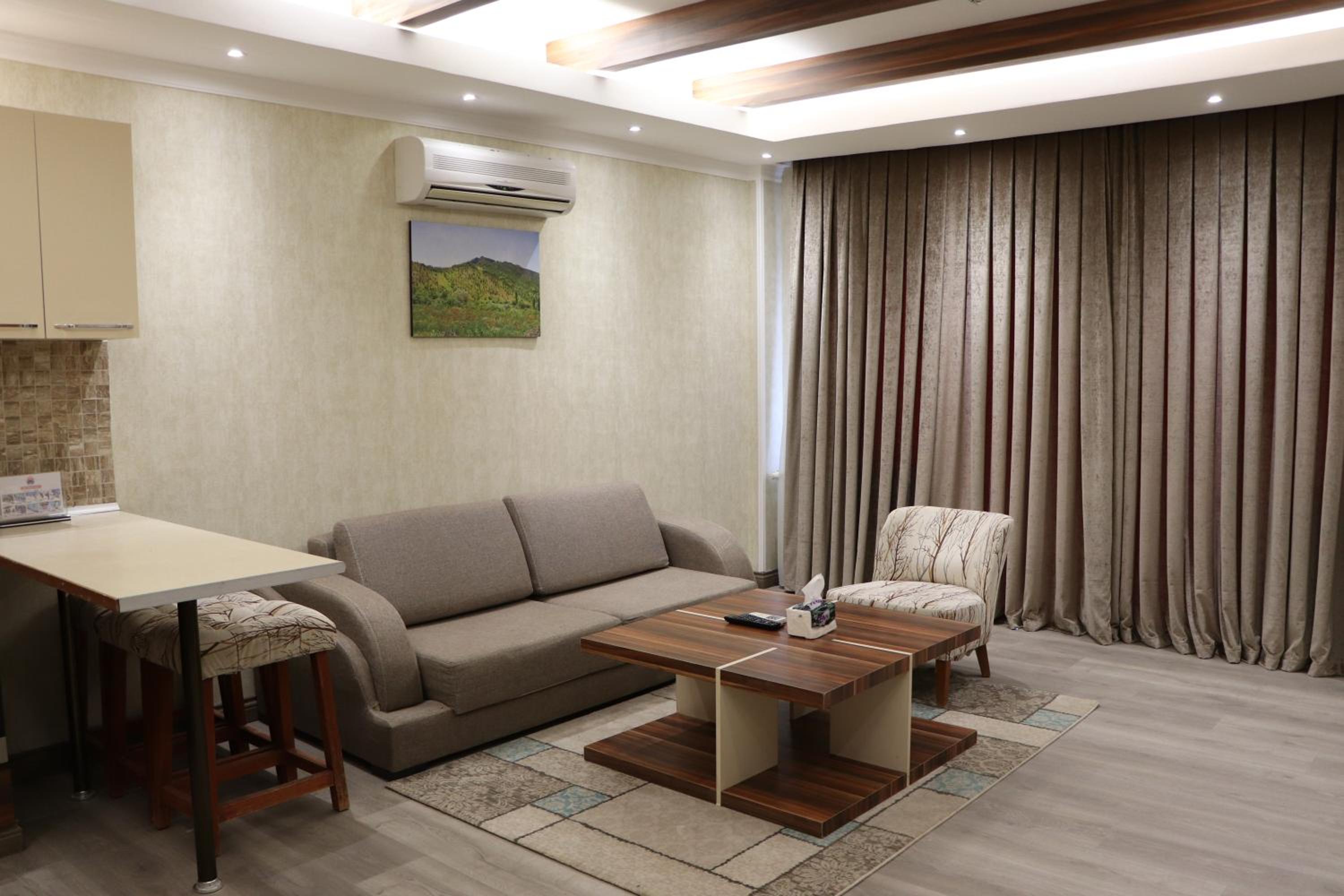 One-Bedroom Villa photo 2