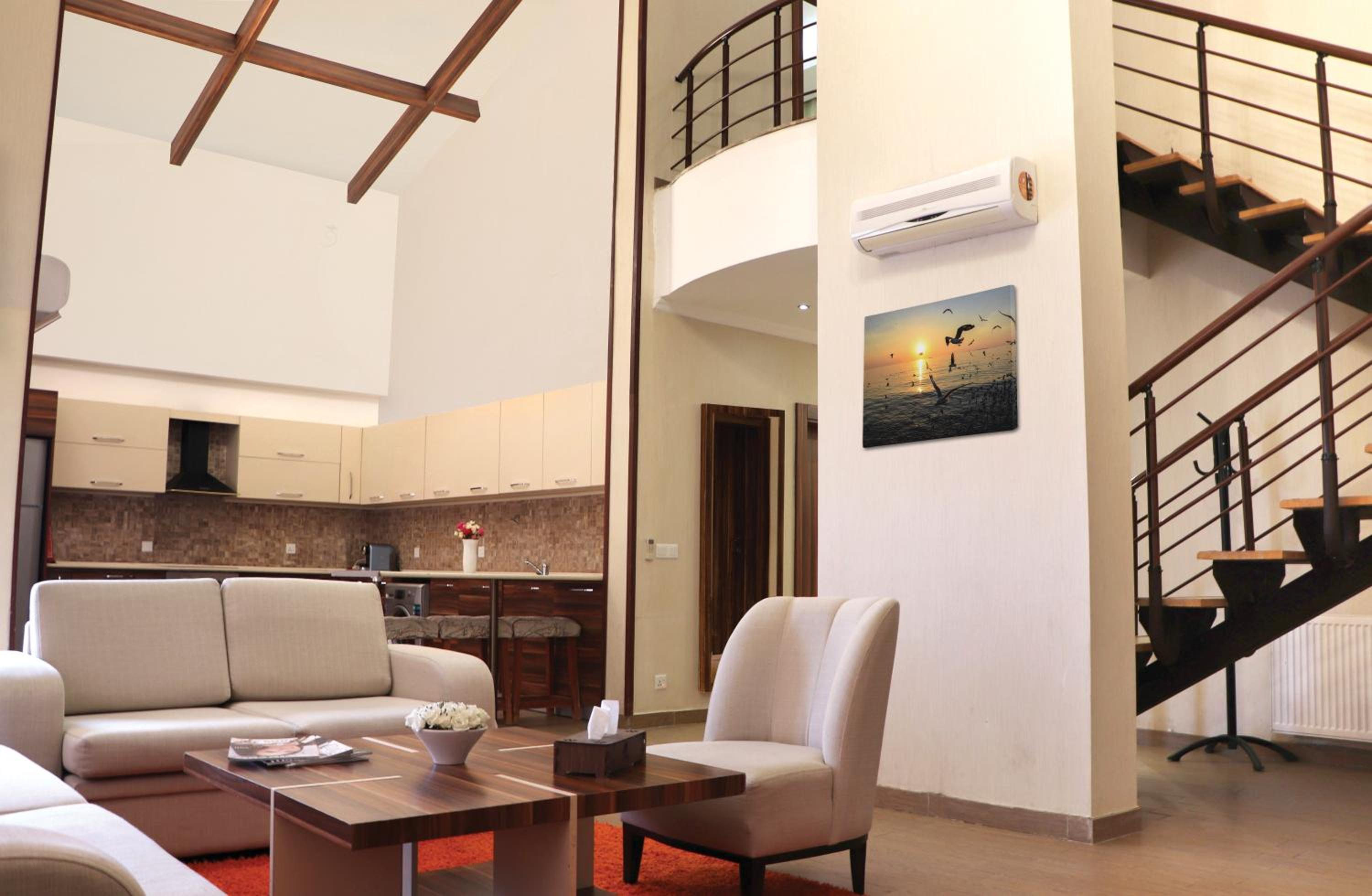 Three-Bedroom Villa photo 1