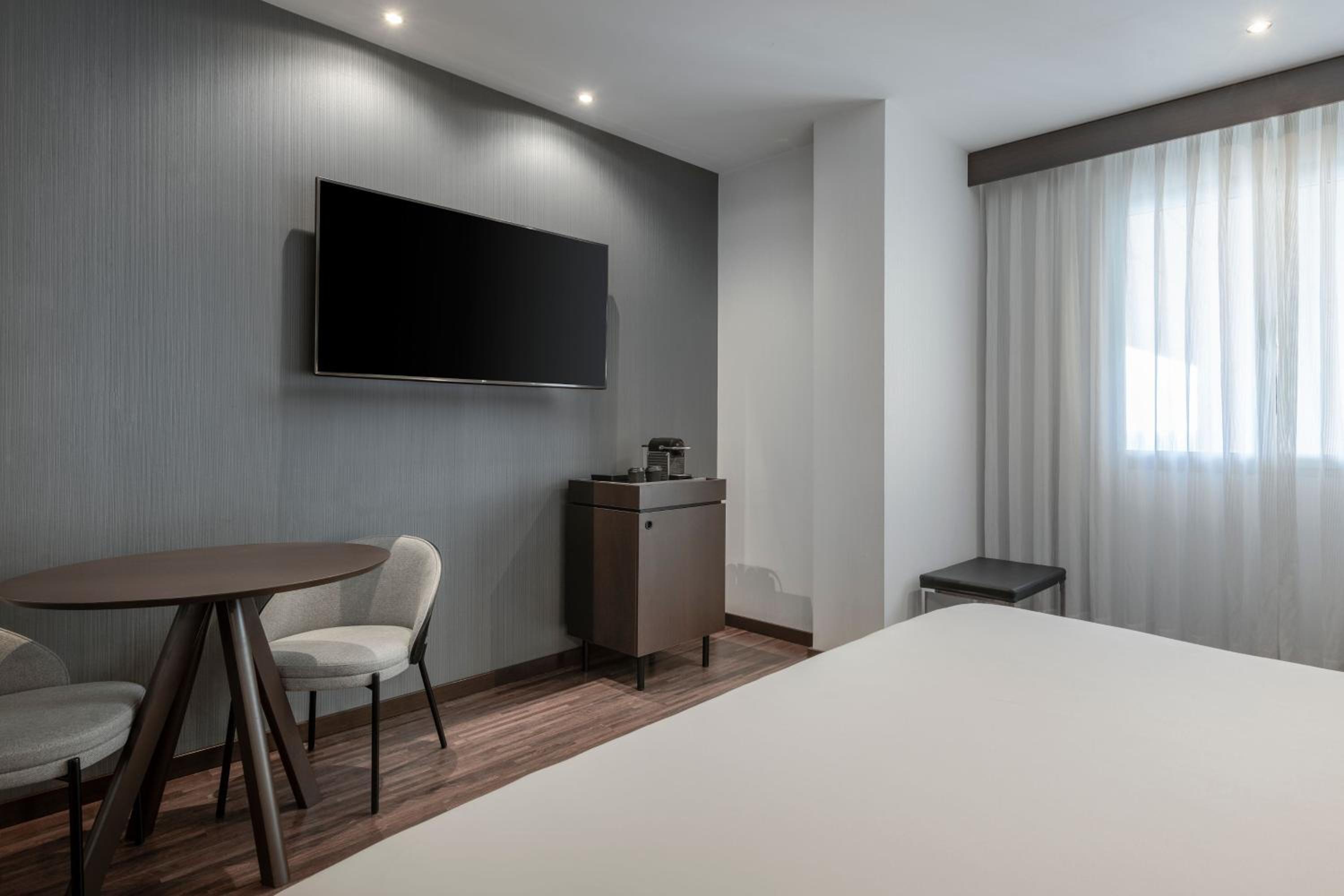 Superior Queen, Guest room, 1 Queen, Sofa bed