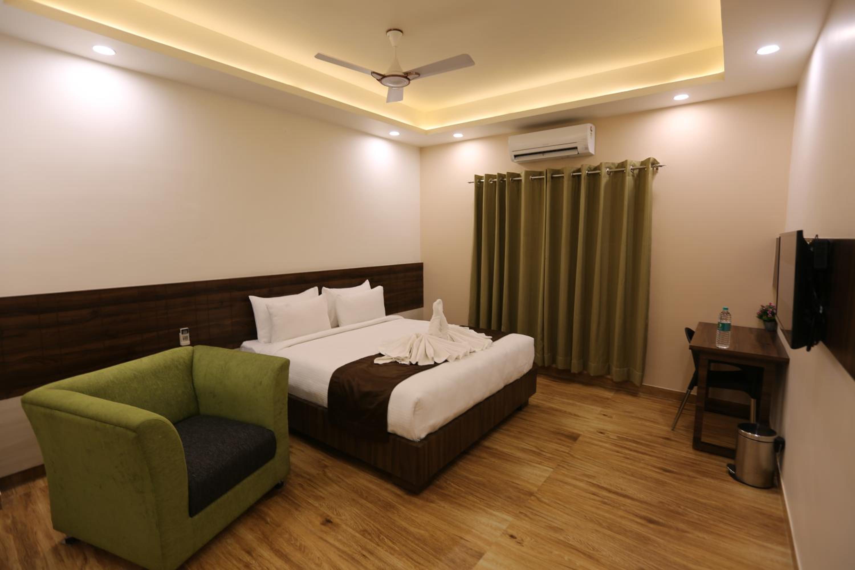 Deluxe Double Room - Photo 2