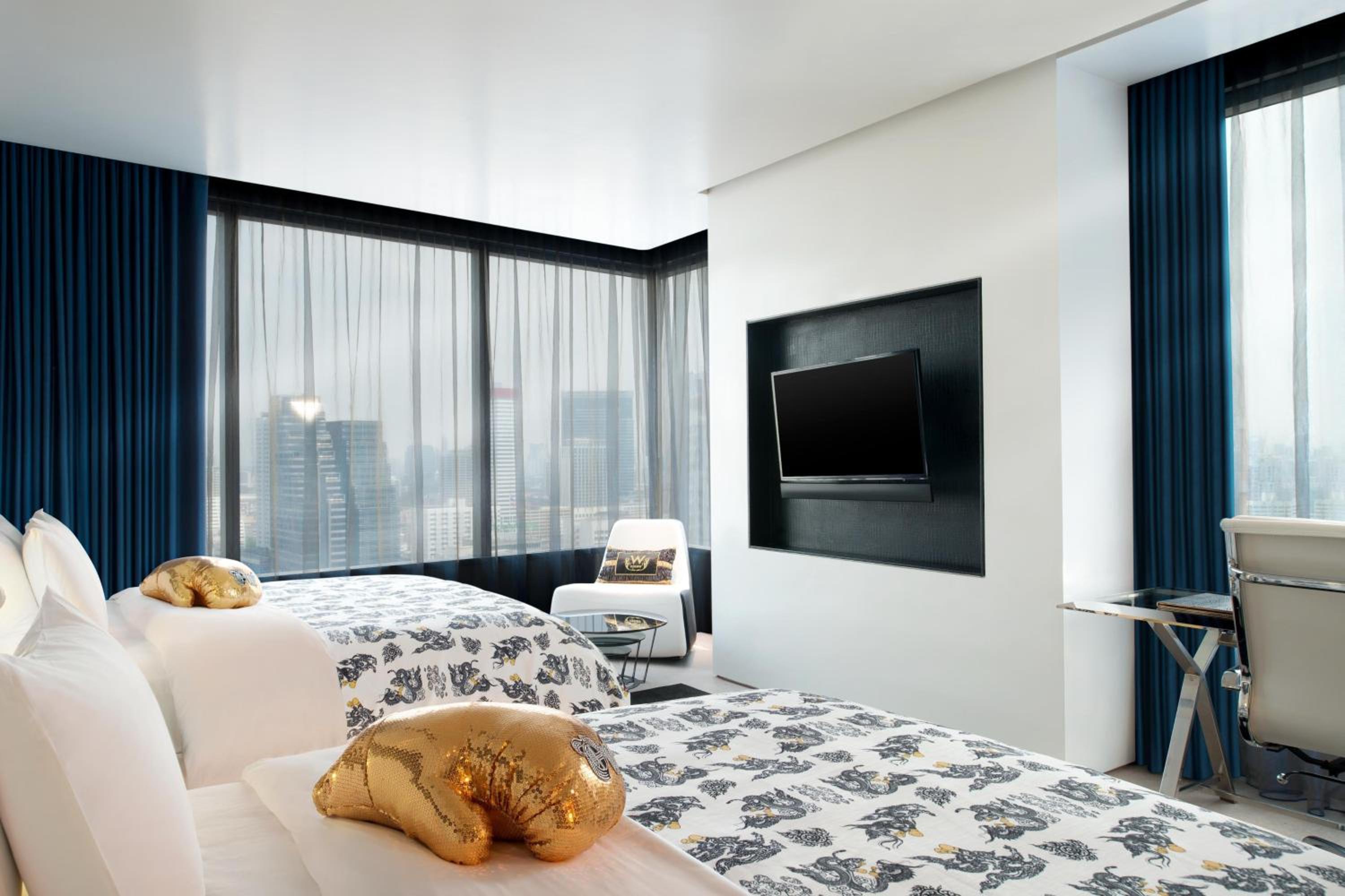 Premier Corner Queen Room with Two Queen Beds