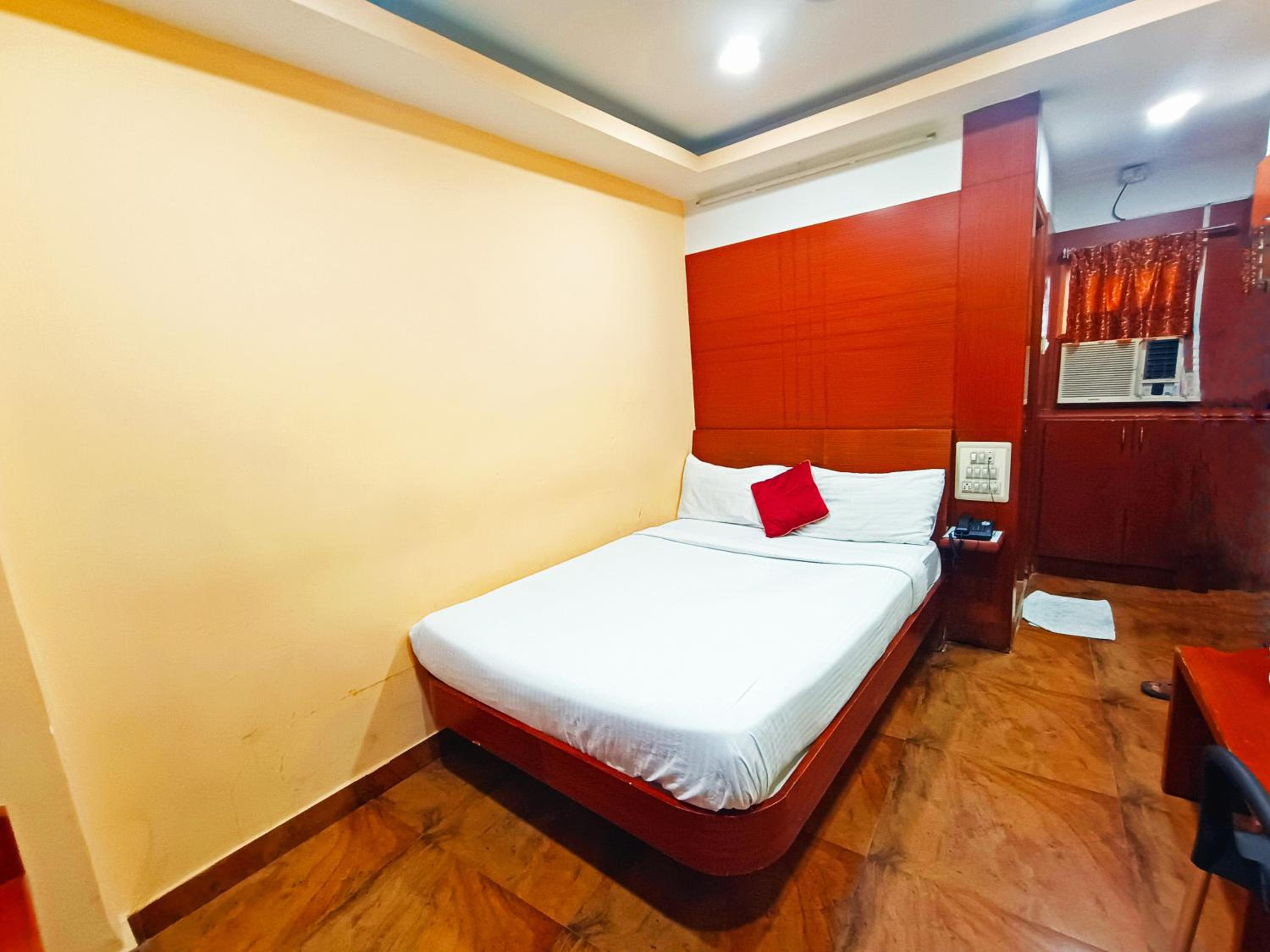 Deluxe Double Room - Photo 7