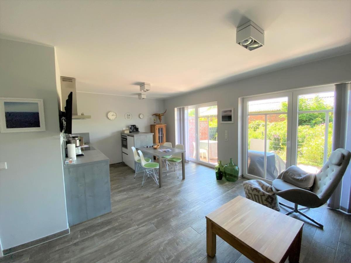 Apartment photo 2