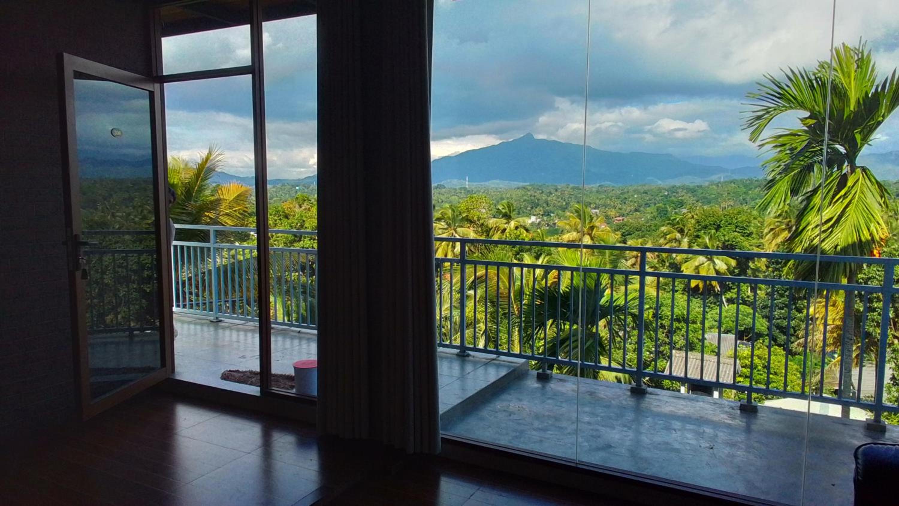 Triple Room with Mountain View