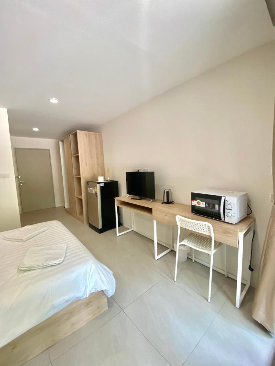 Studio Apartment photo 3