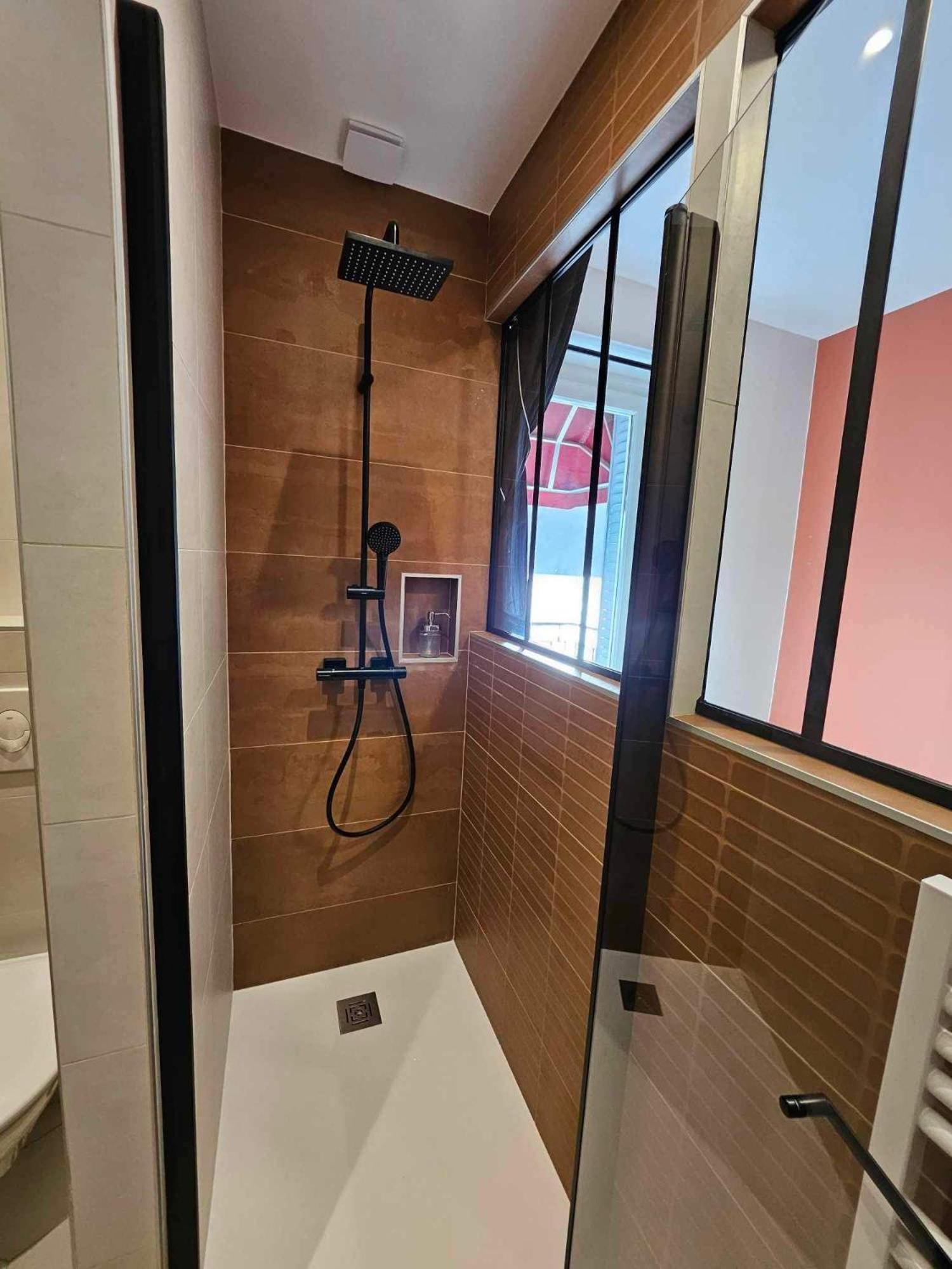 Double Room with Balcony and Lake View photo 2