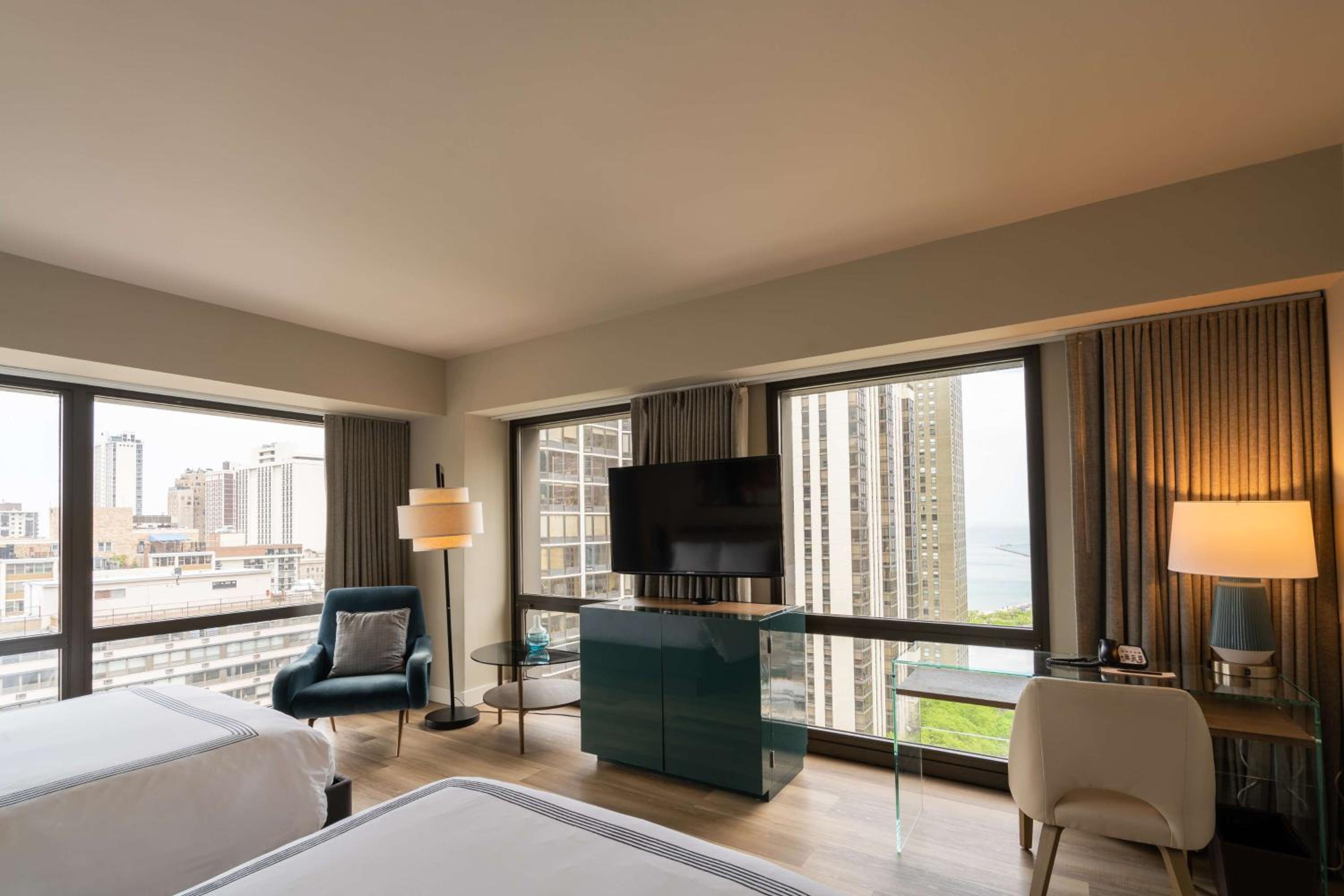 Double Room with Two Double Beds - Photo 8