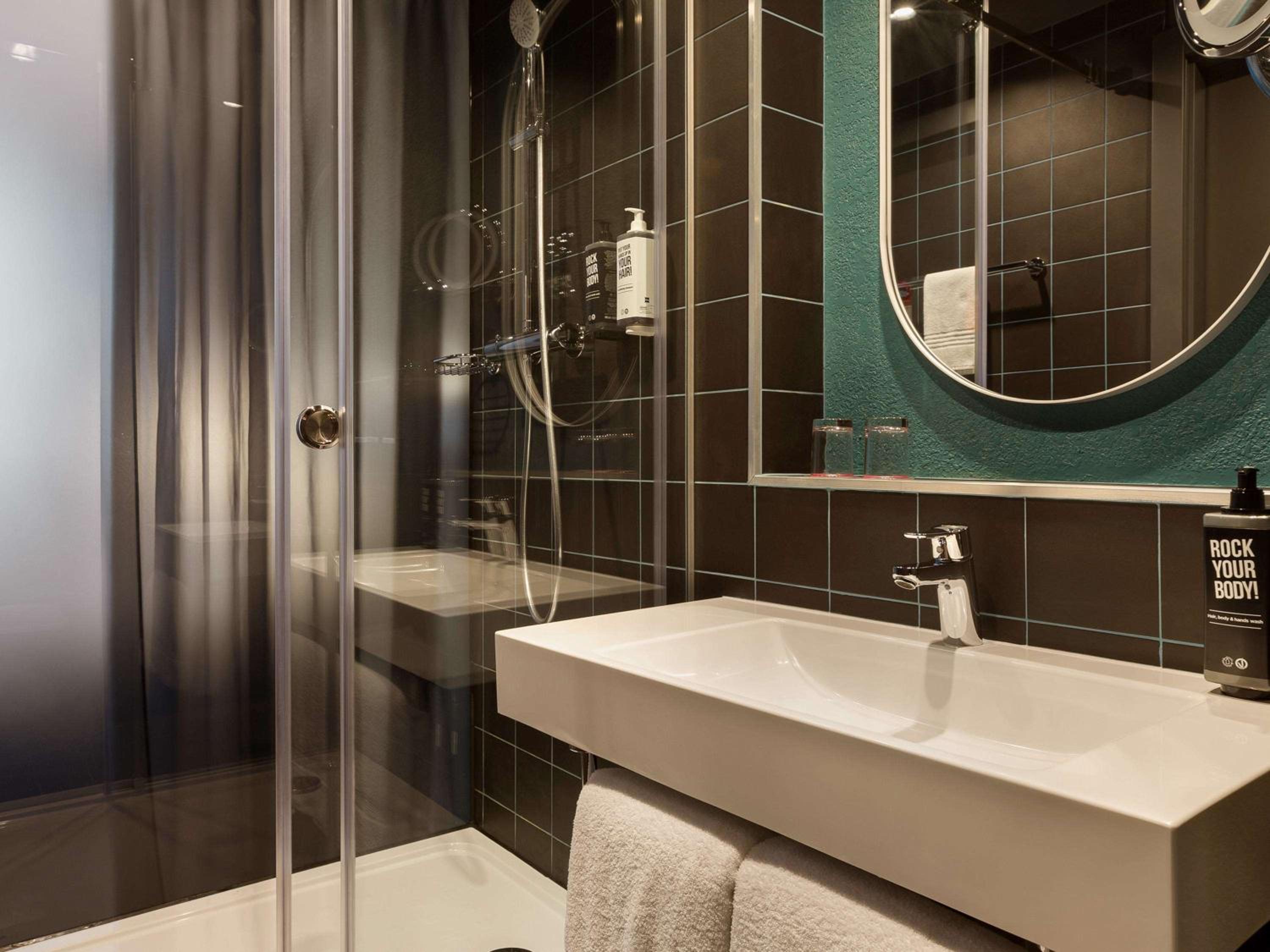 Standard Double Room - Photo 4