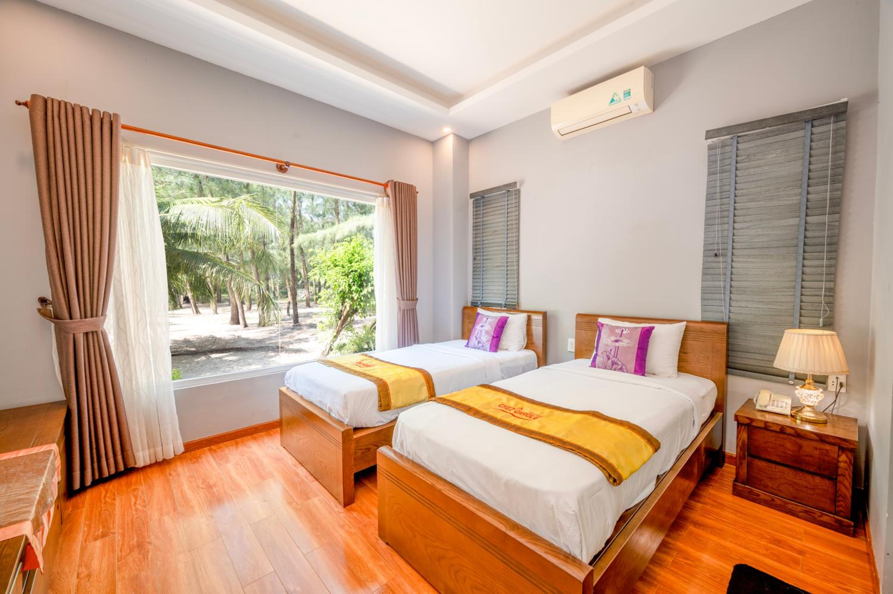 Villa with Private Pool photo 3