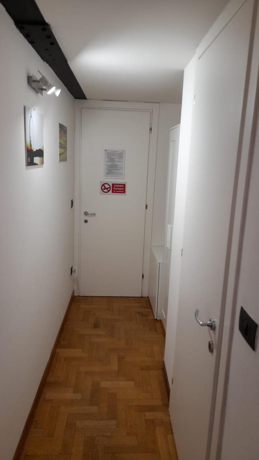 Double Room - Photo 9