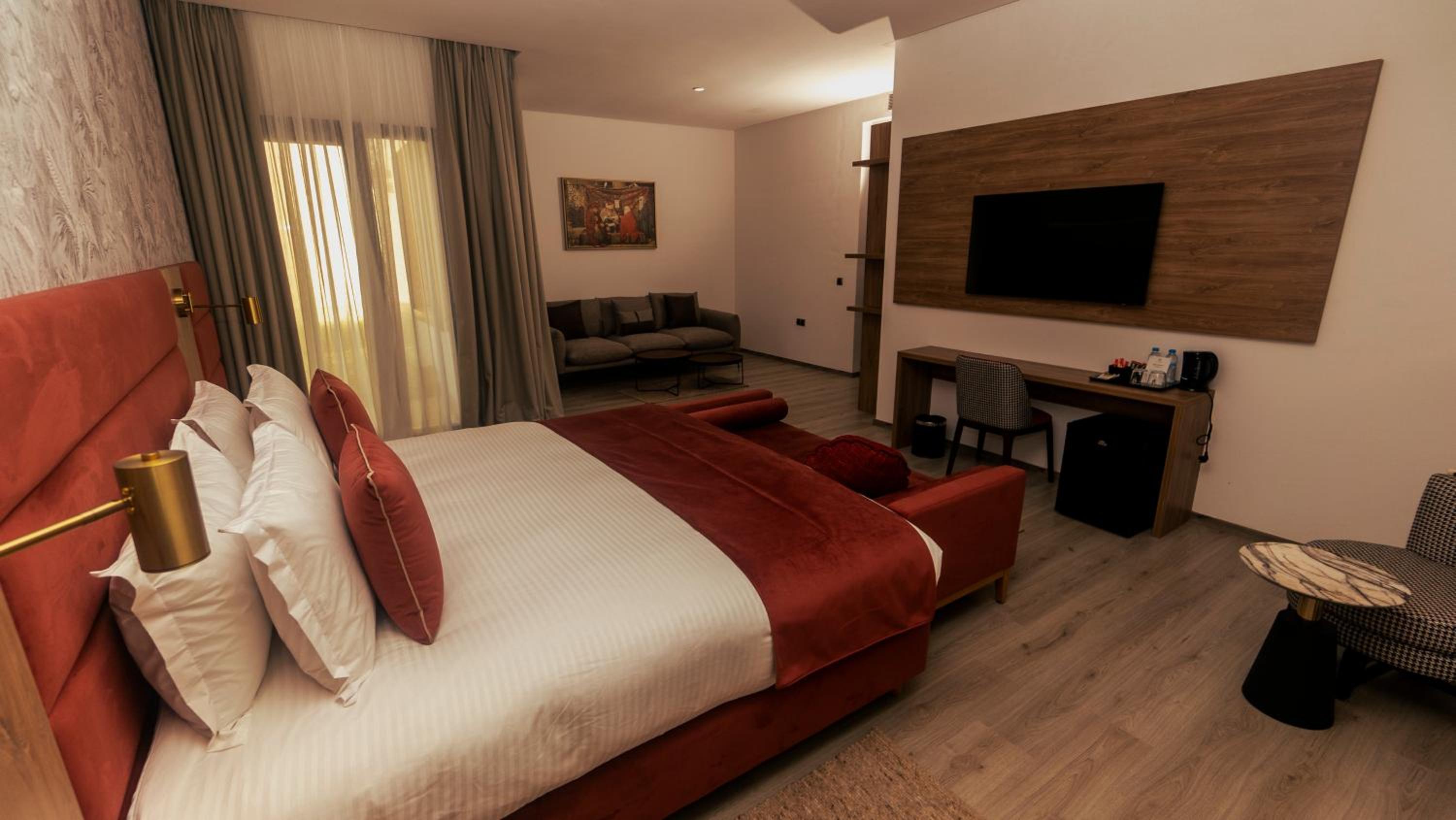 Suite with Garden View - Photo 9