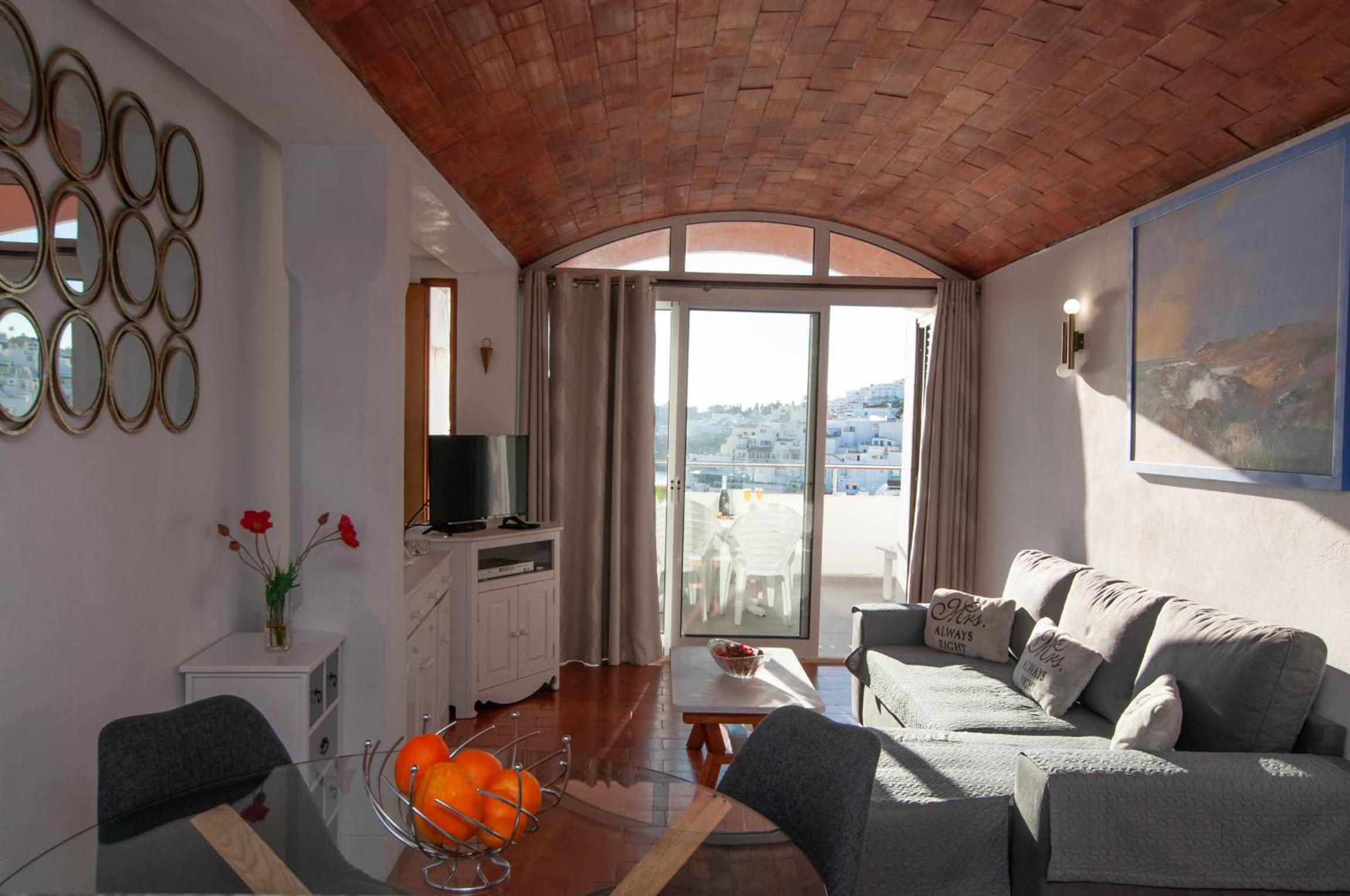 Apartment With Sea View
