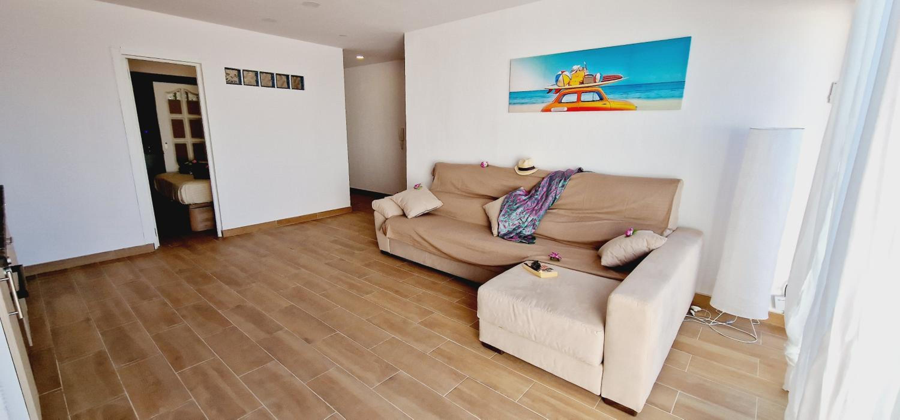 Apartment photo 3