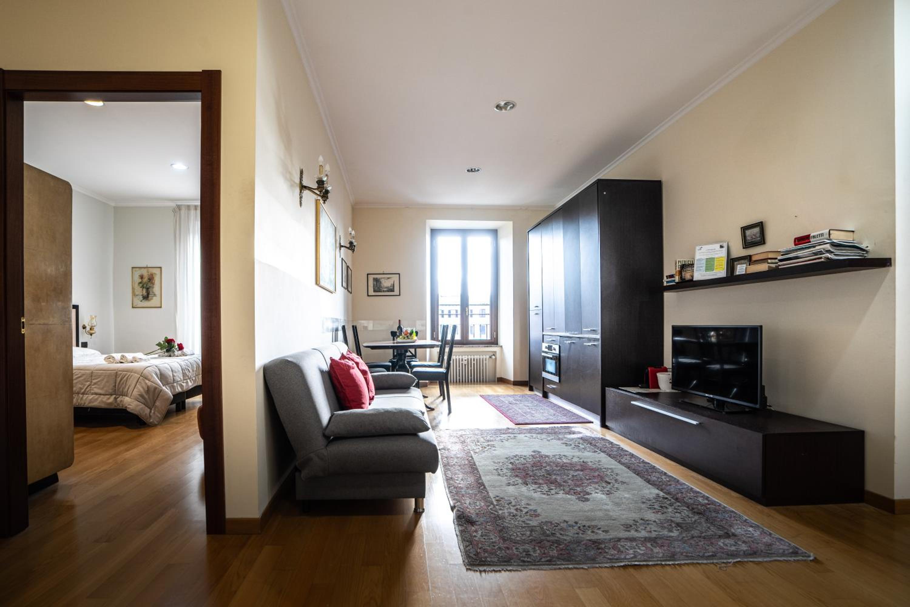 Three-Bedroom Apartment photo 3