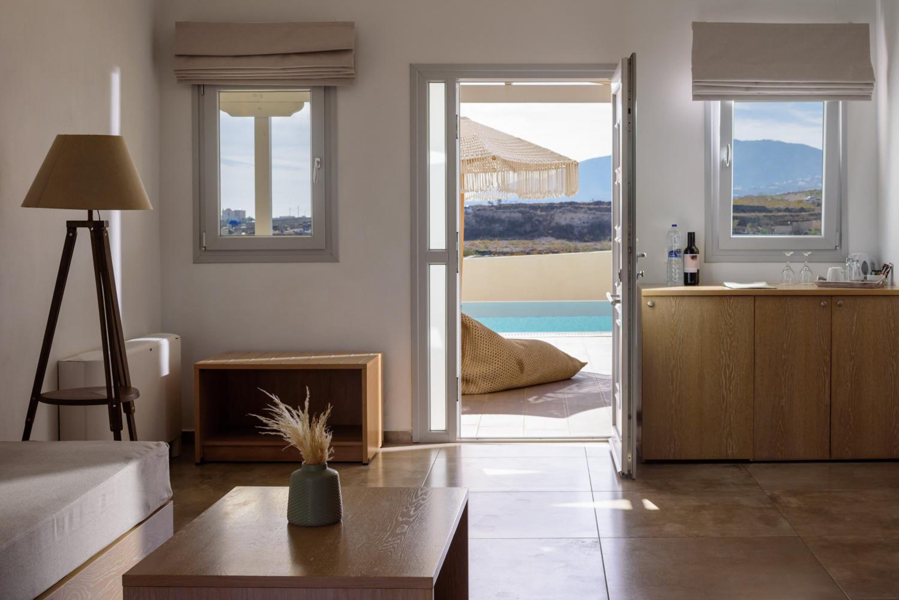 Superior Suite - Photo 27