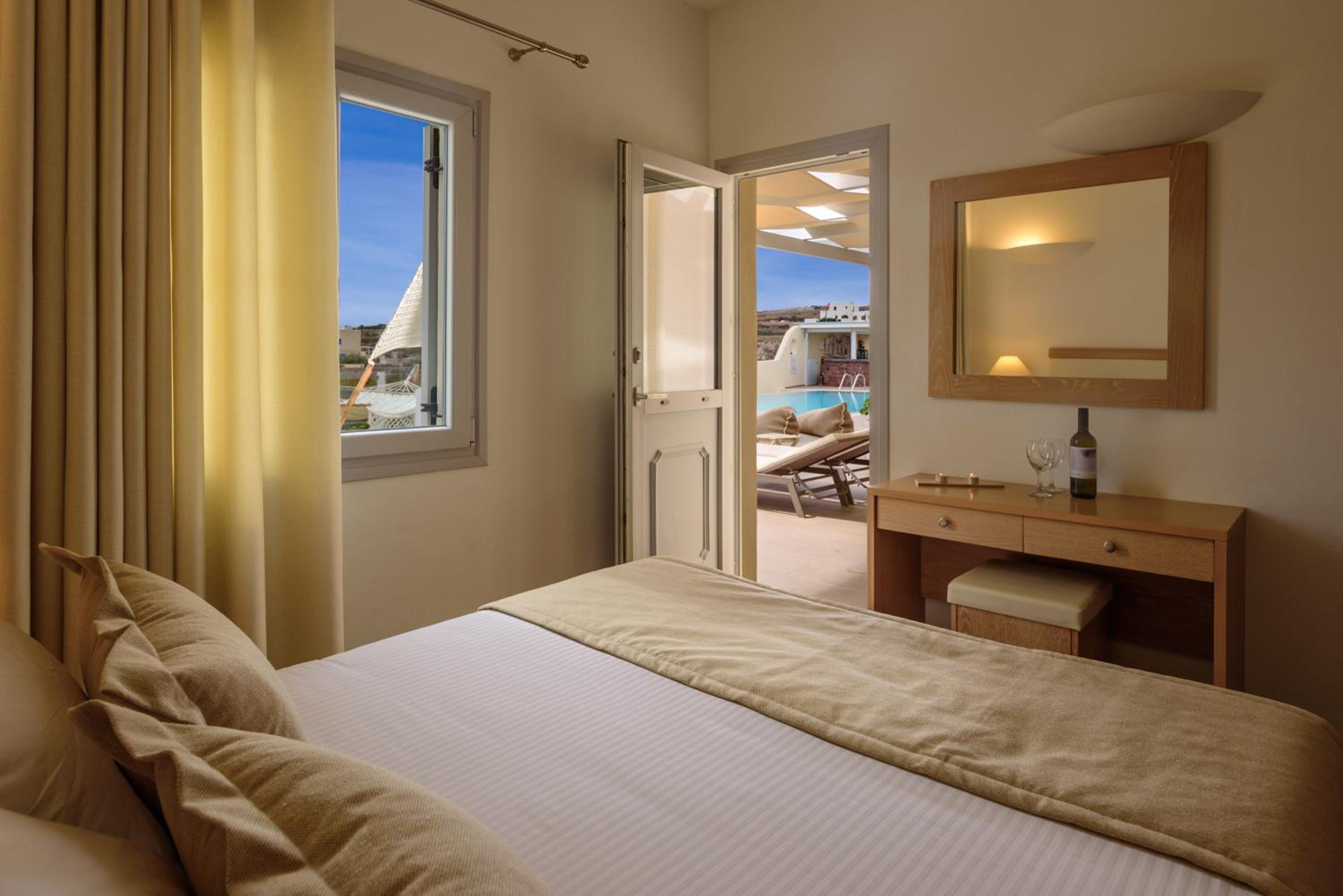 Superior Suite - Photo 29