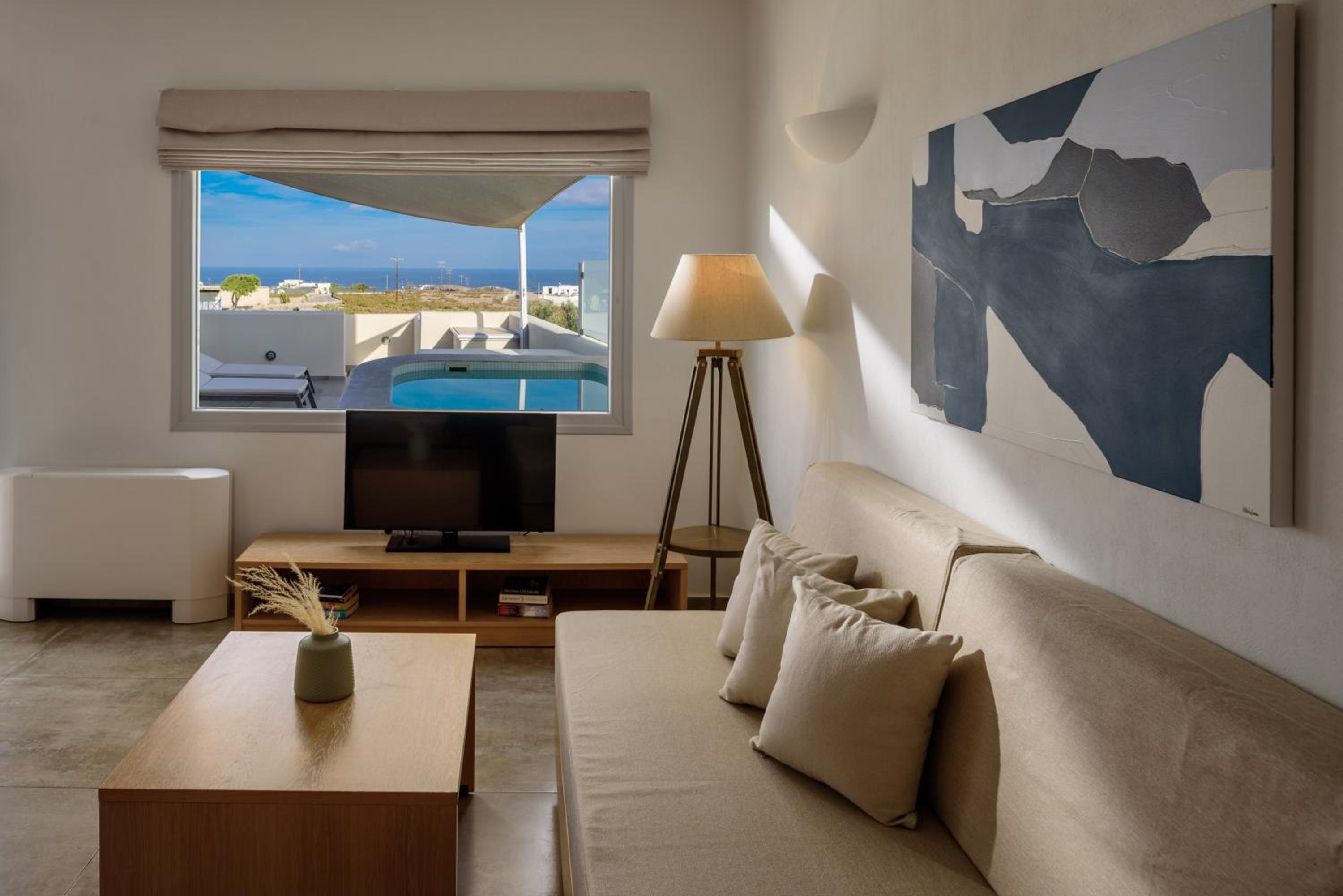 Junior Suite with Sea View and Outdoor Hot Tub - Photo 12
