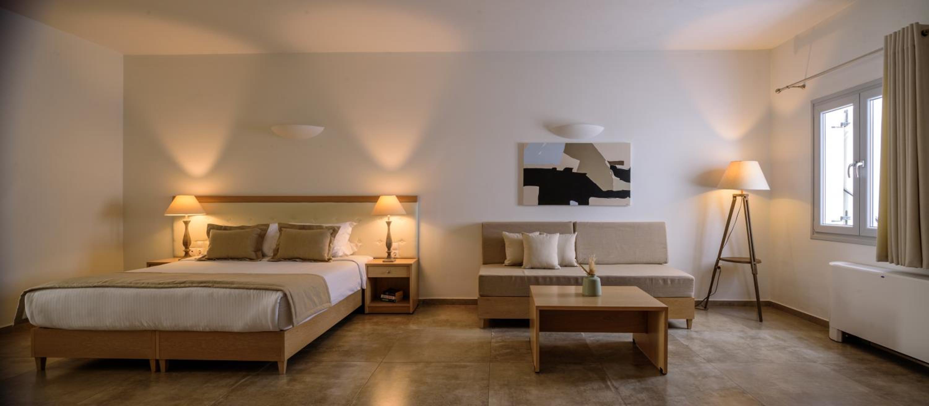 Superior Suite - Photo 30