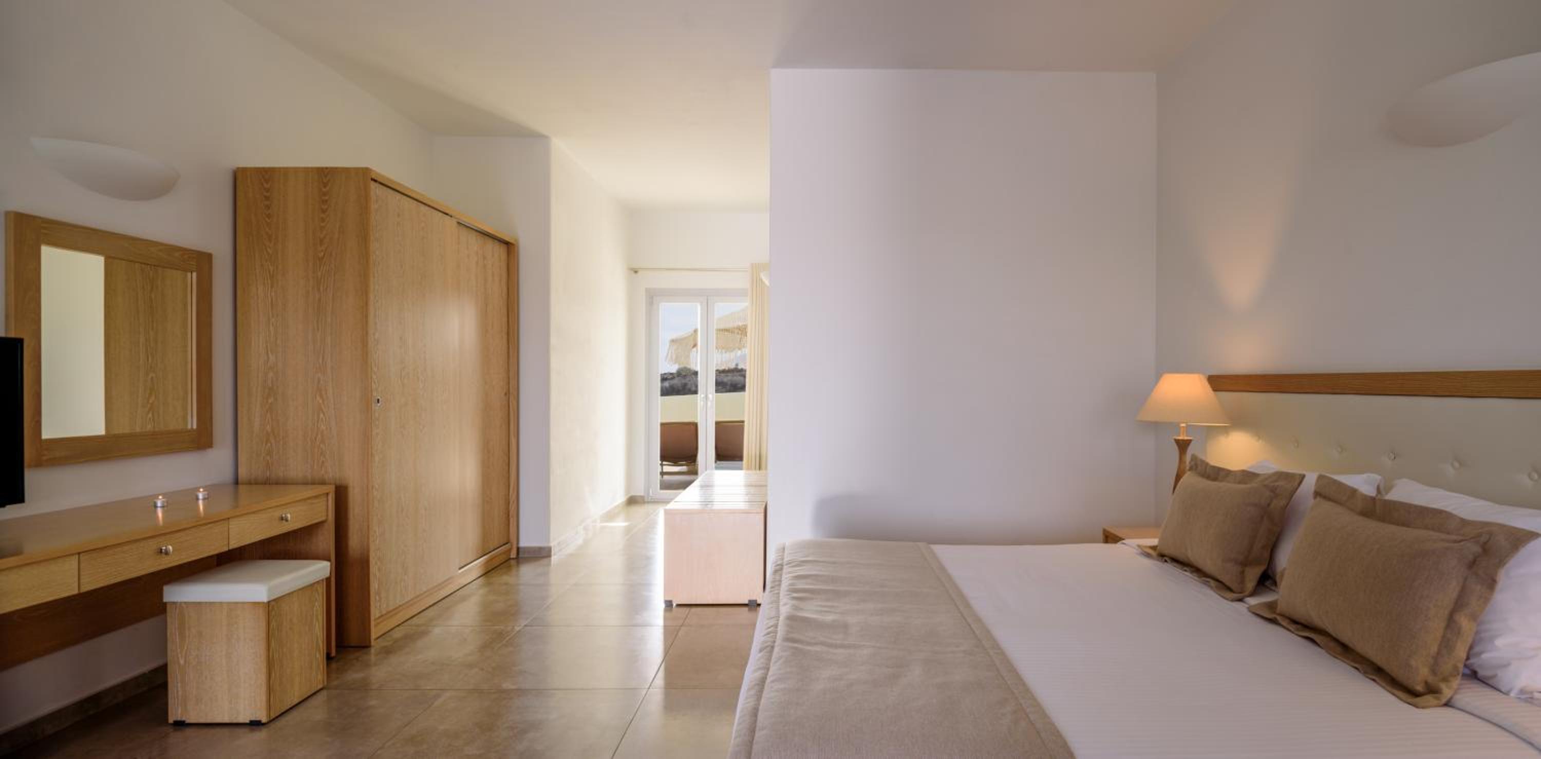Superior Suite - Photo 2