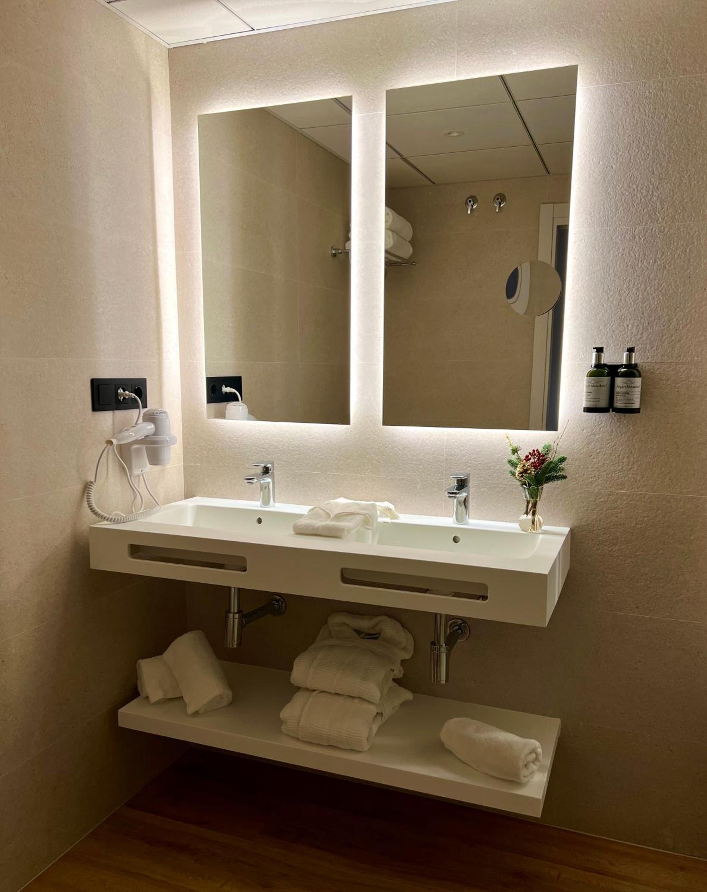 Junior Suite - Photo 10
