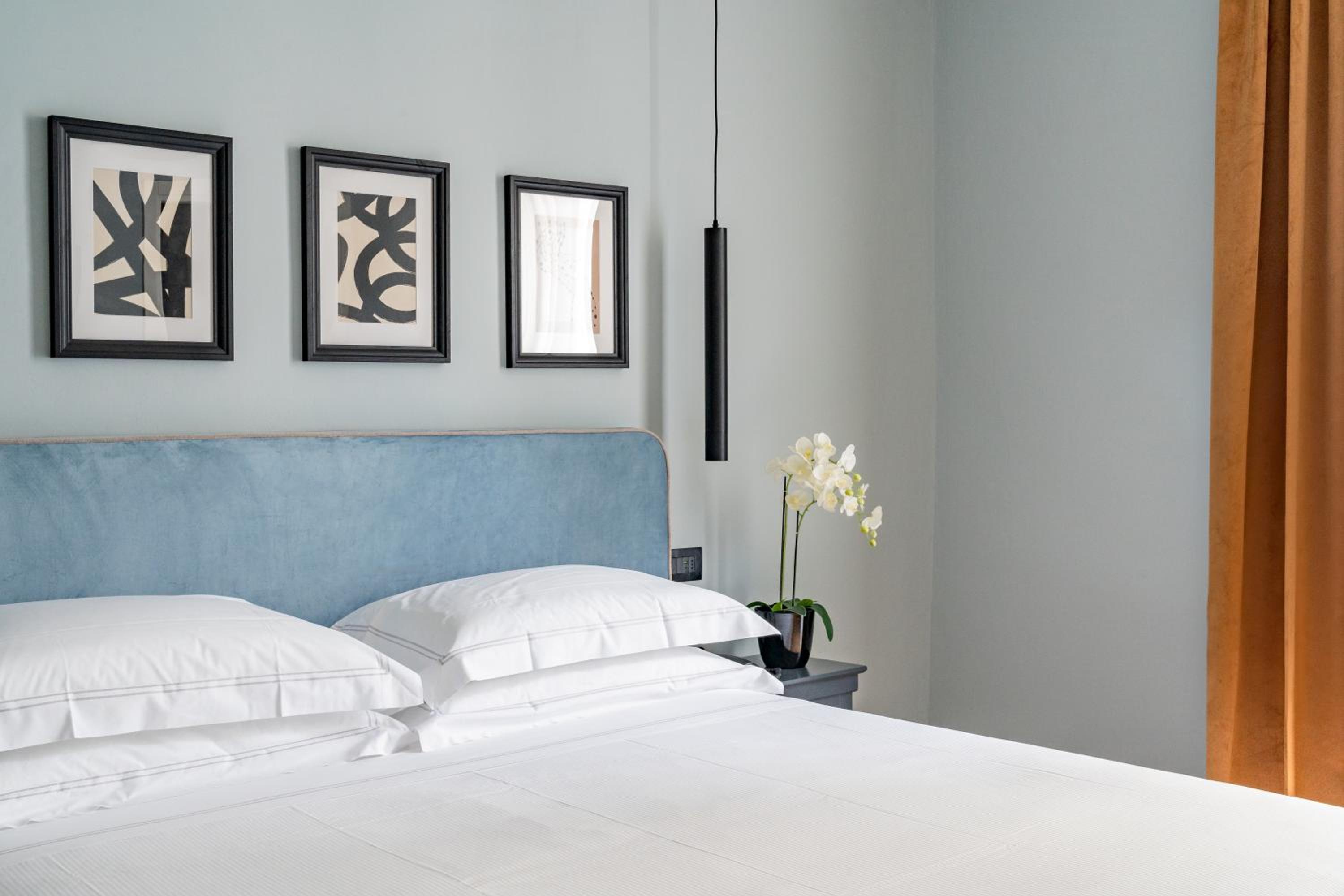 Double or Twin Room photo 2