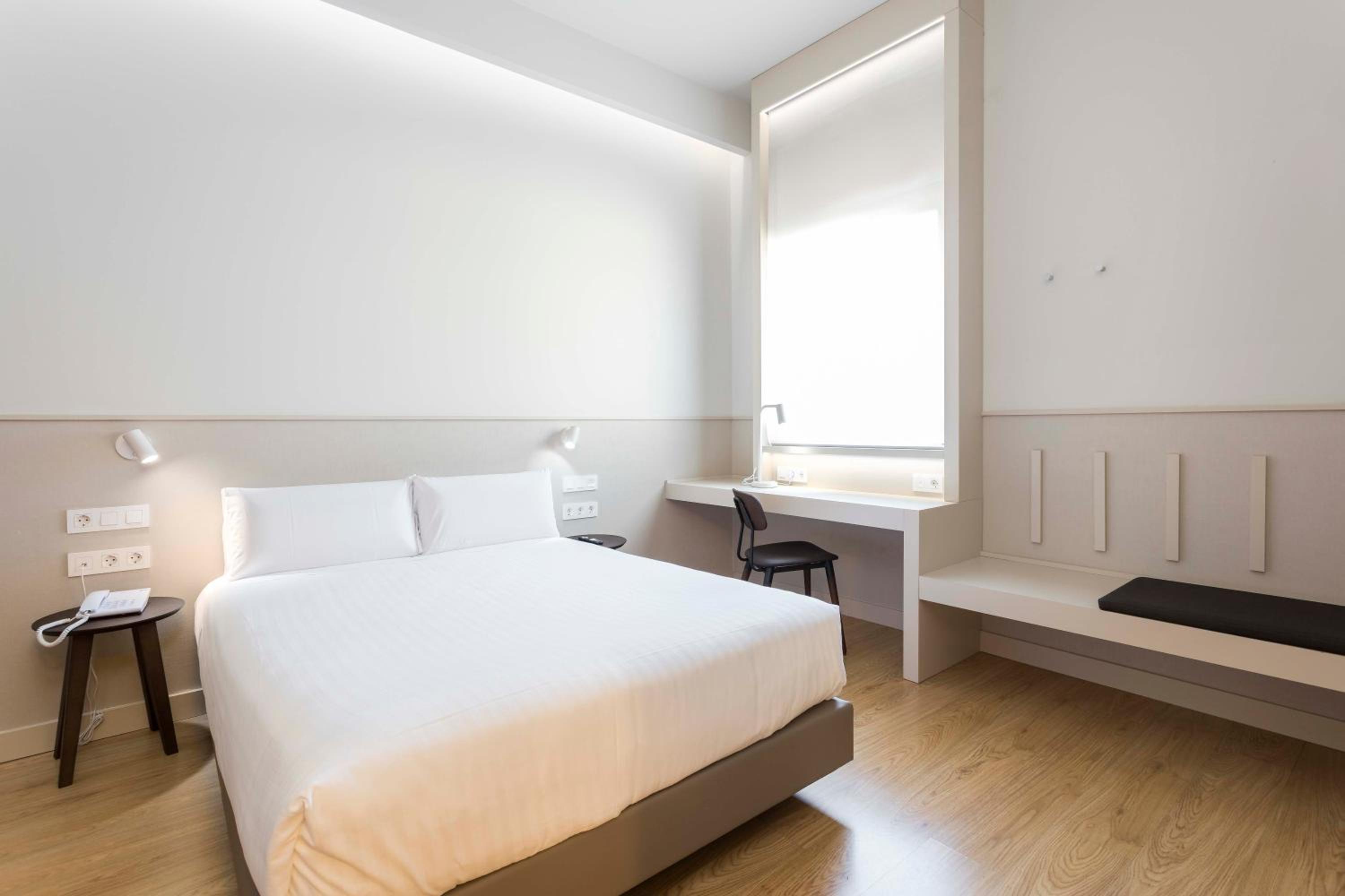 Single Room photo 3