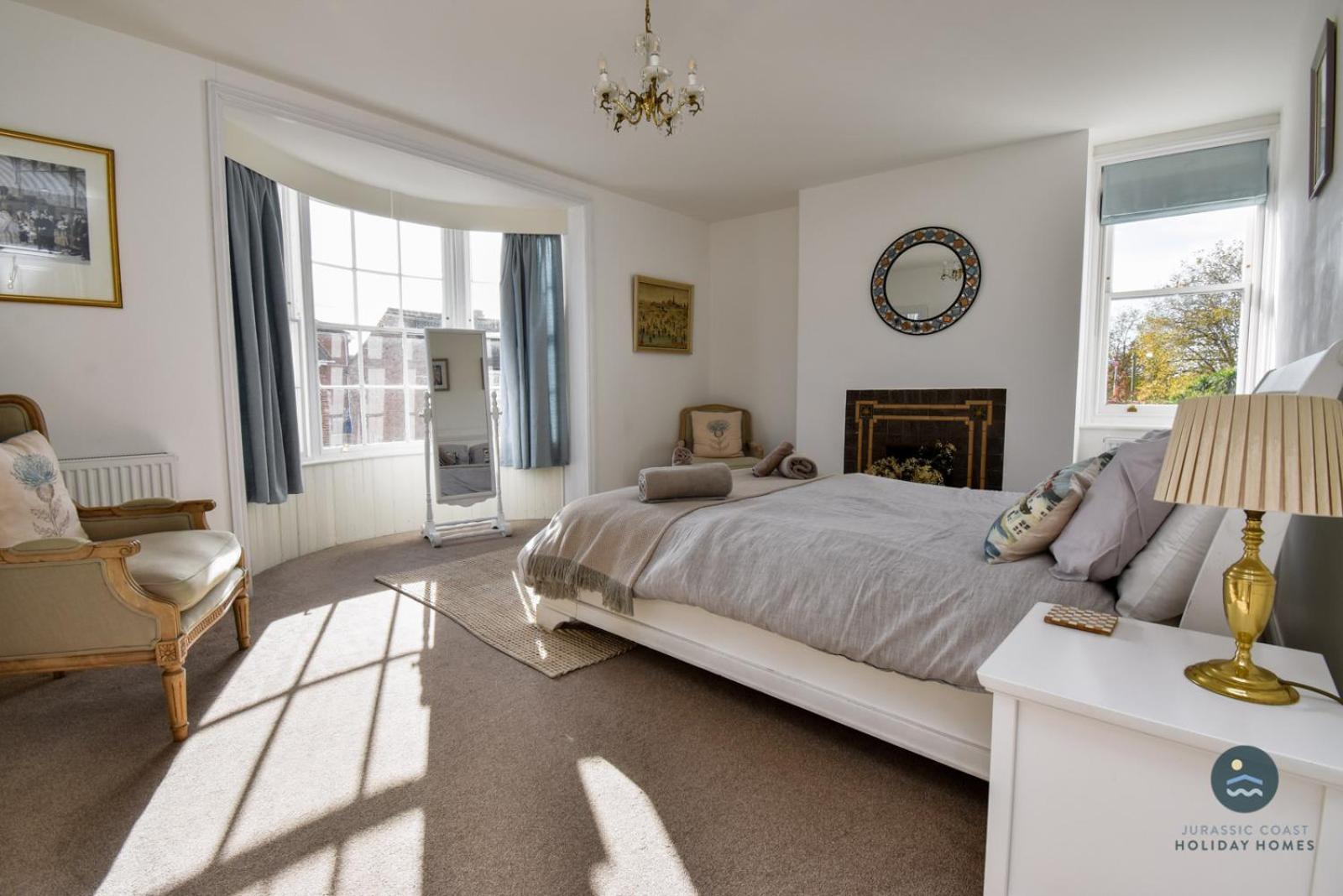 Four-Bedroom House photo 1