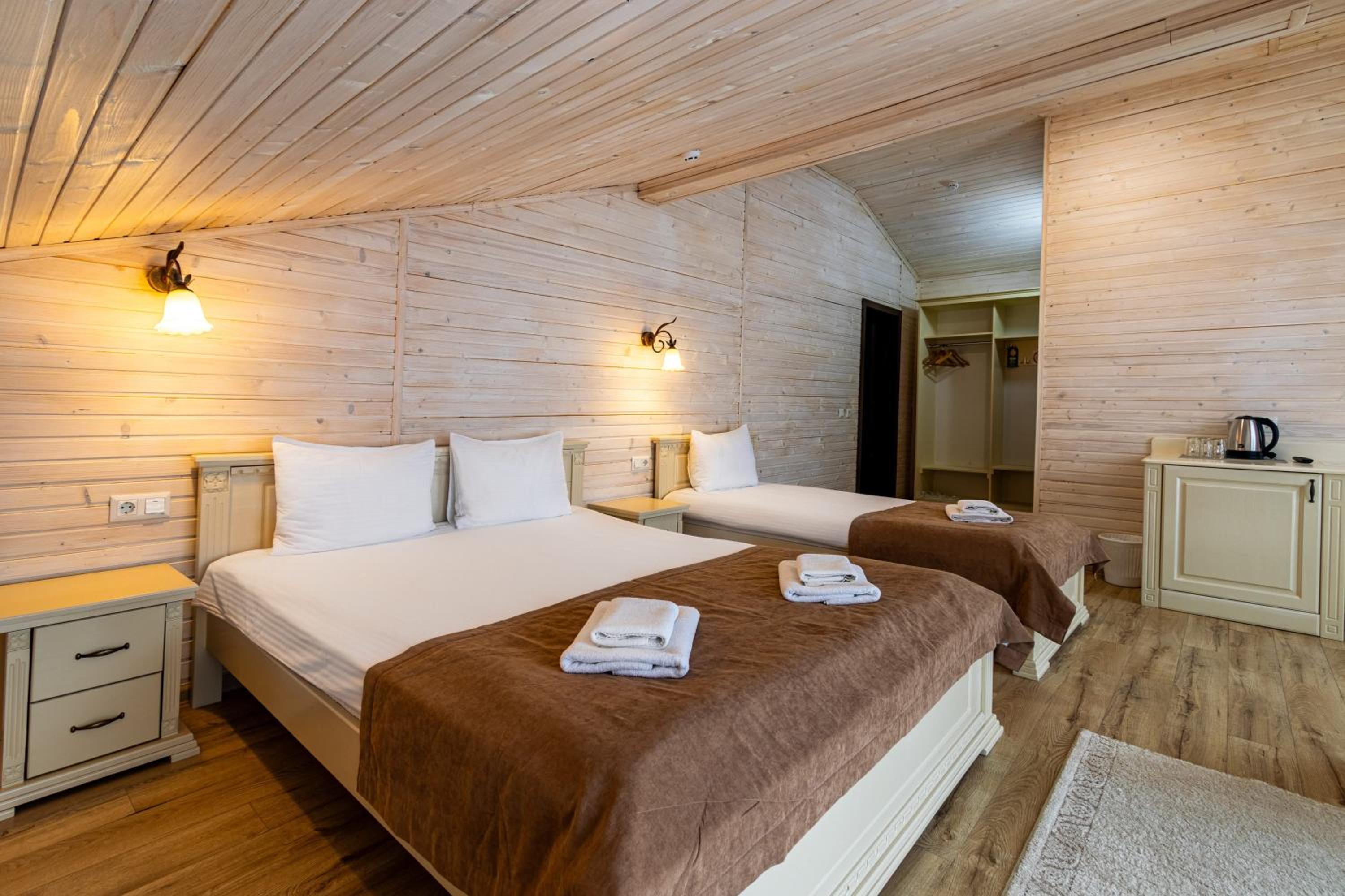 Triple Room With Mountain View - Attic photo 1