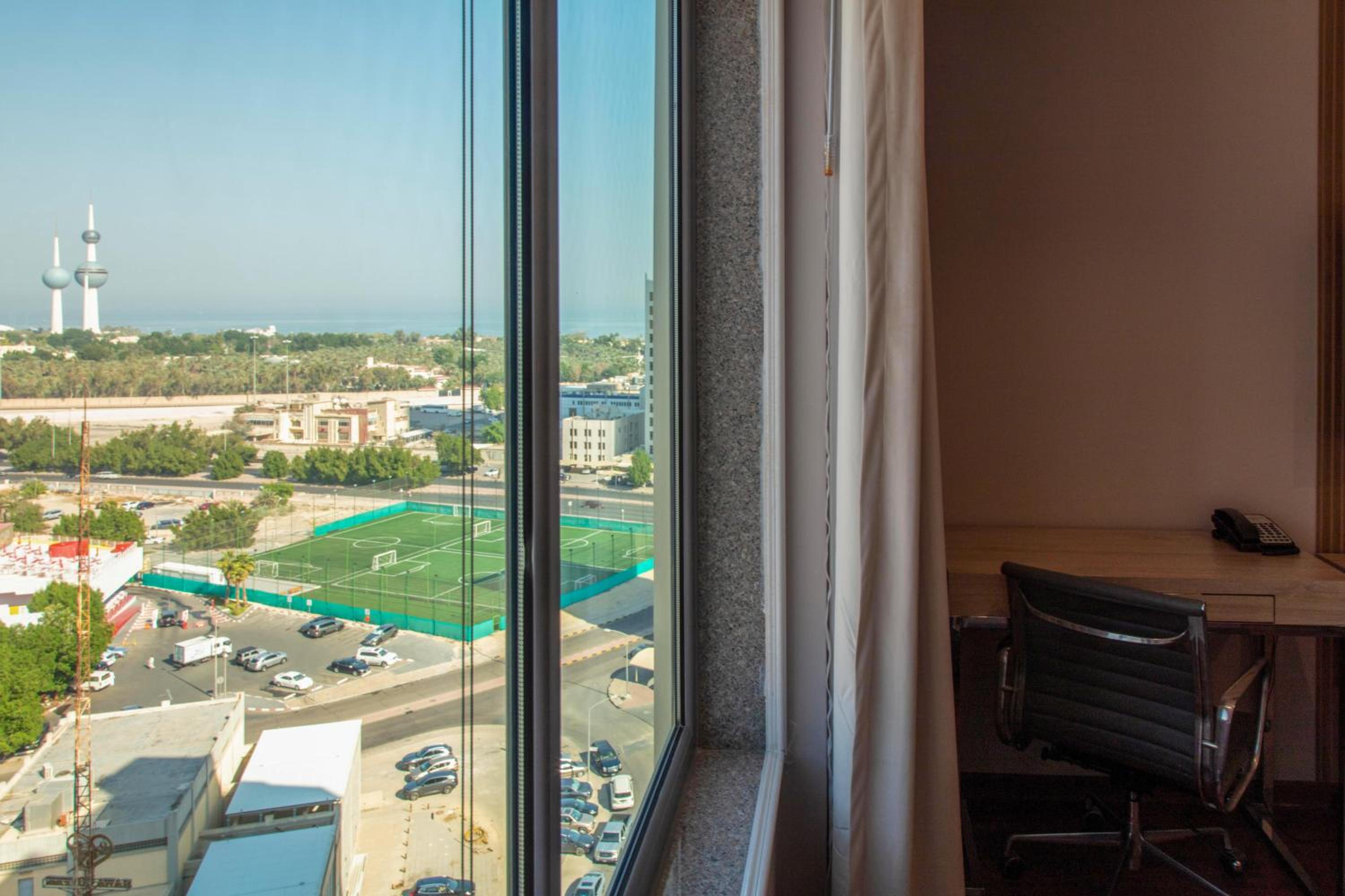 Deluxe Suite