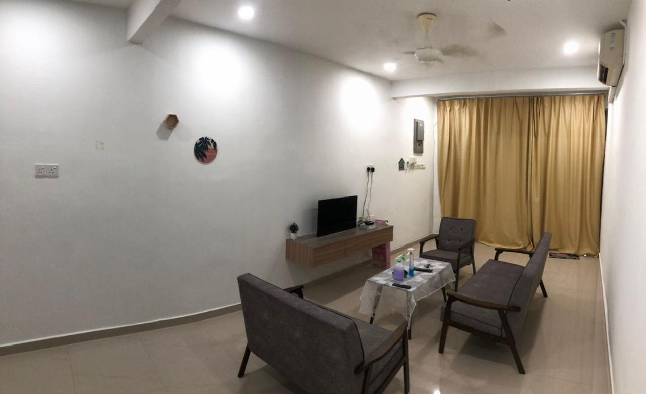 Four-Bedroom House photo 1