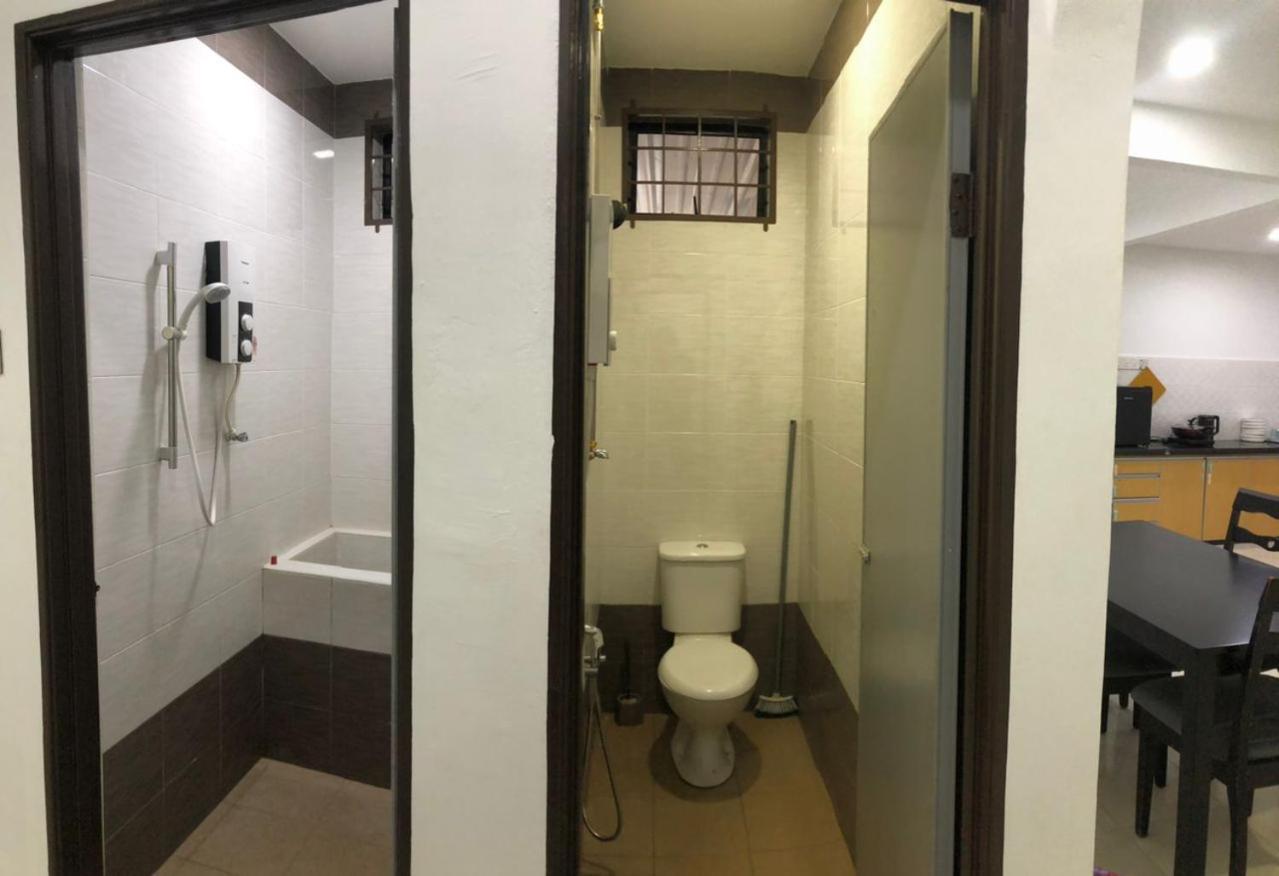 Four-Bedroom House photo 2