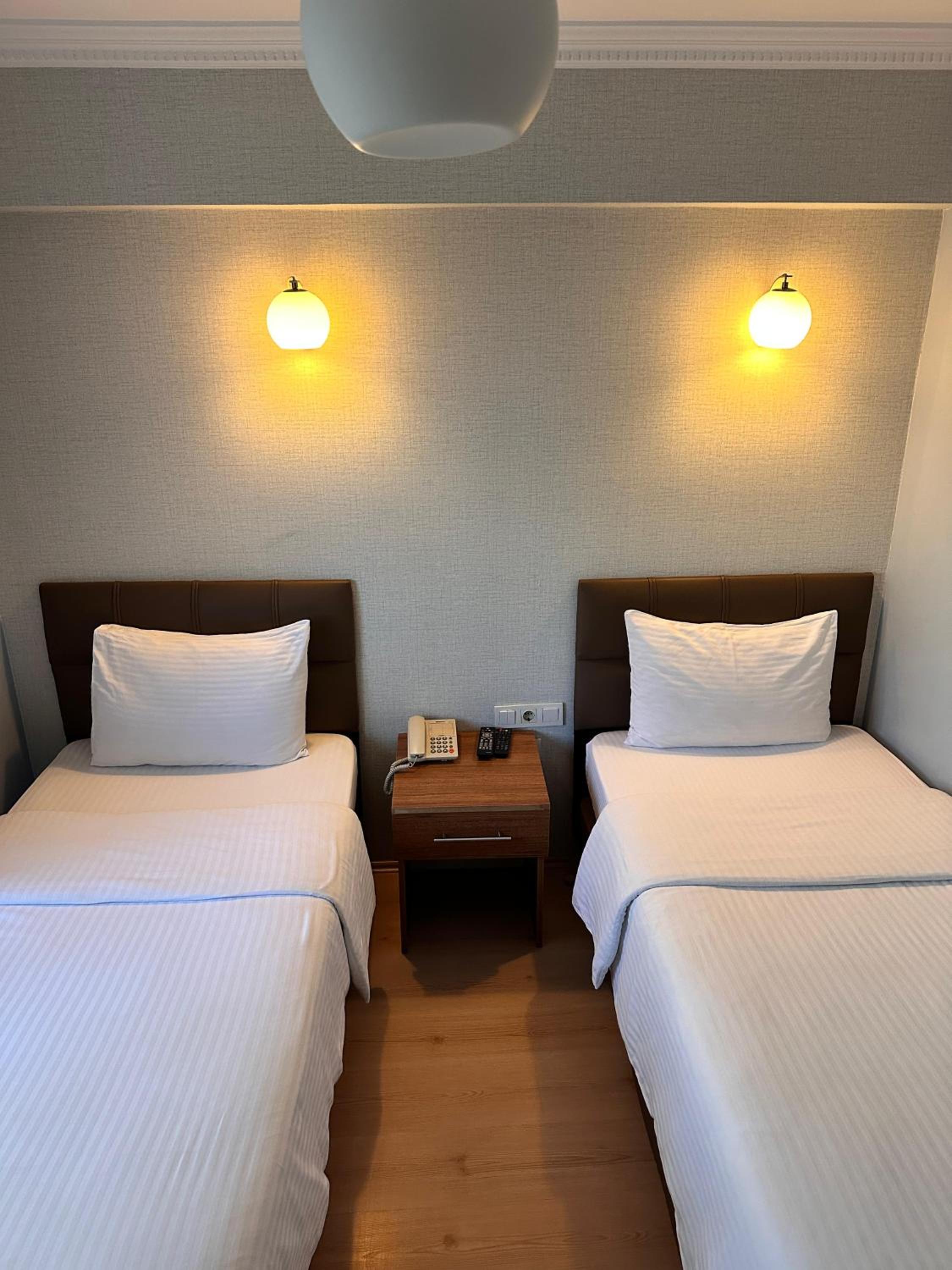 Standard Twin Room photo 1