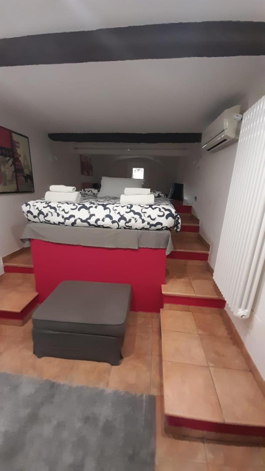Double Room - Photo 13
