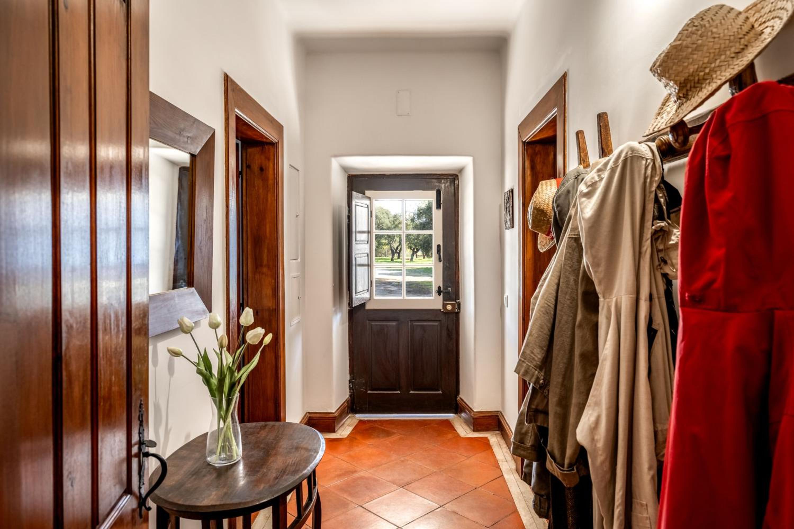 Villa photo 3