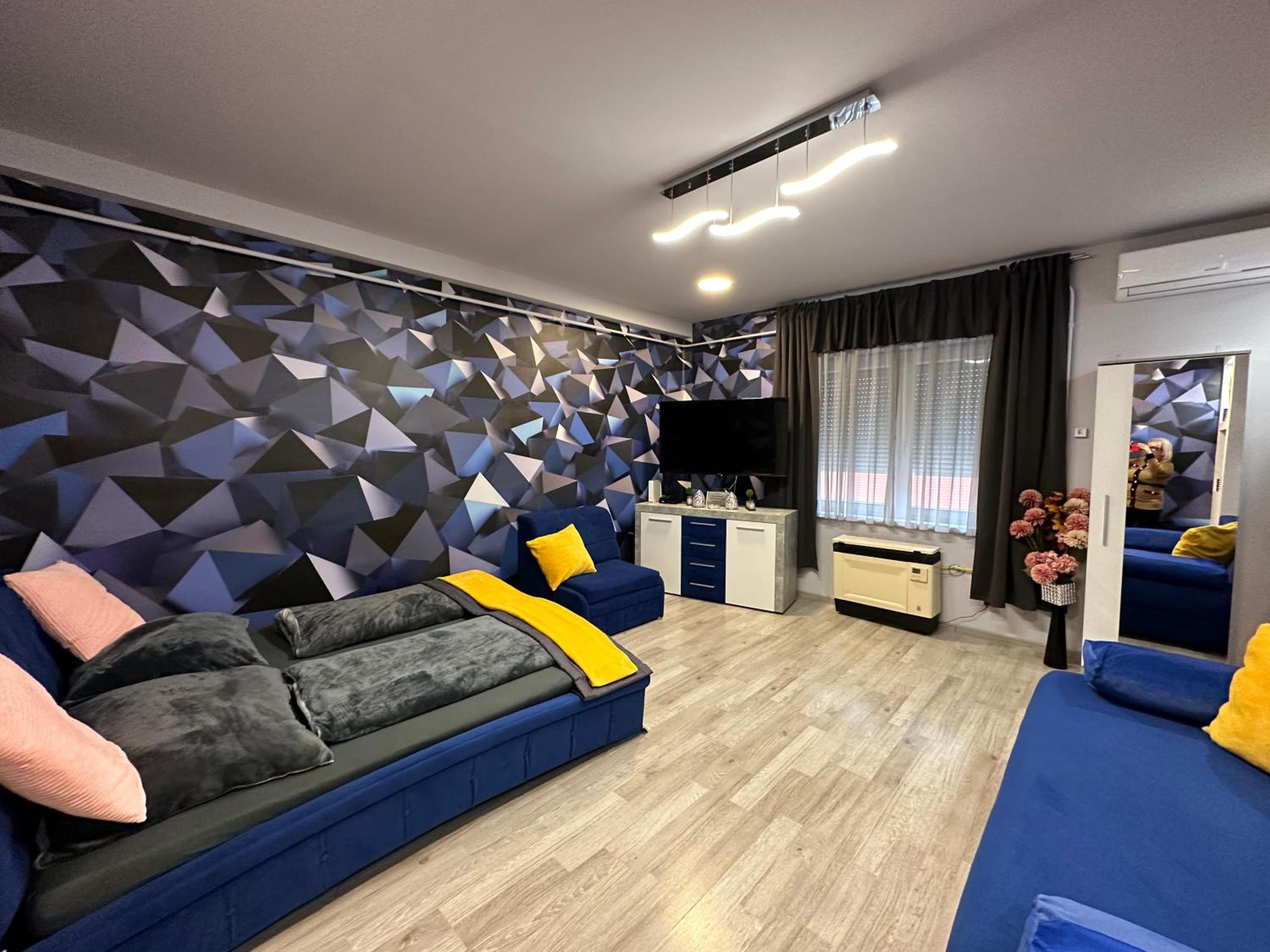 Studio Apartment - Photo 6