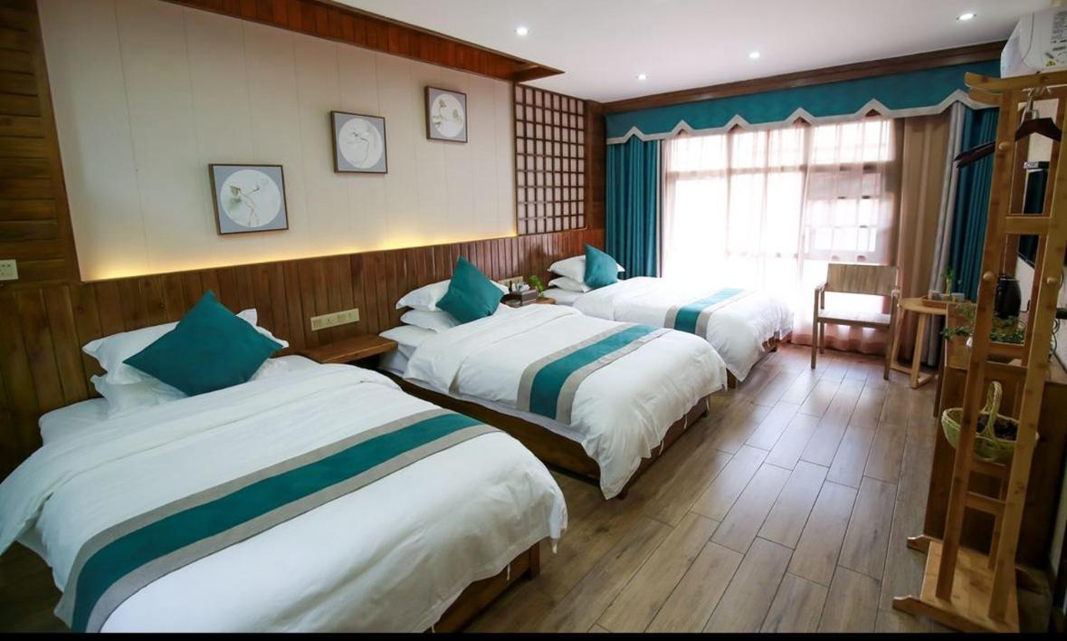 Triple Room with Private Bathroom photo 2
